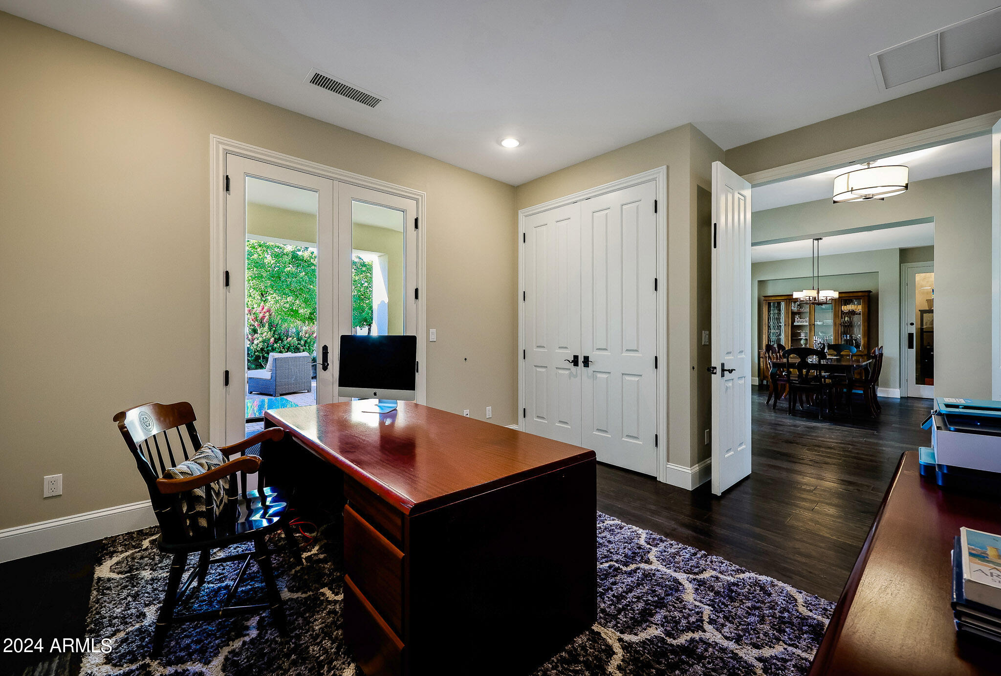 SUNBURST FARMS EAST 5 - Residential