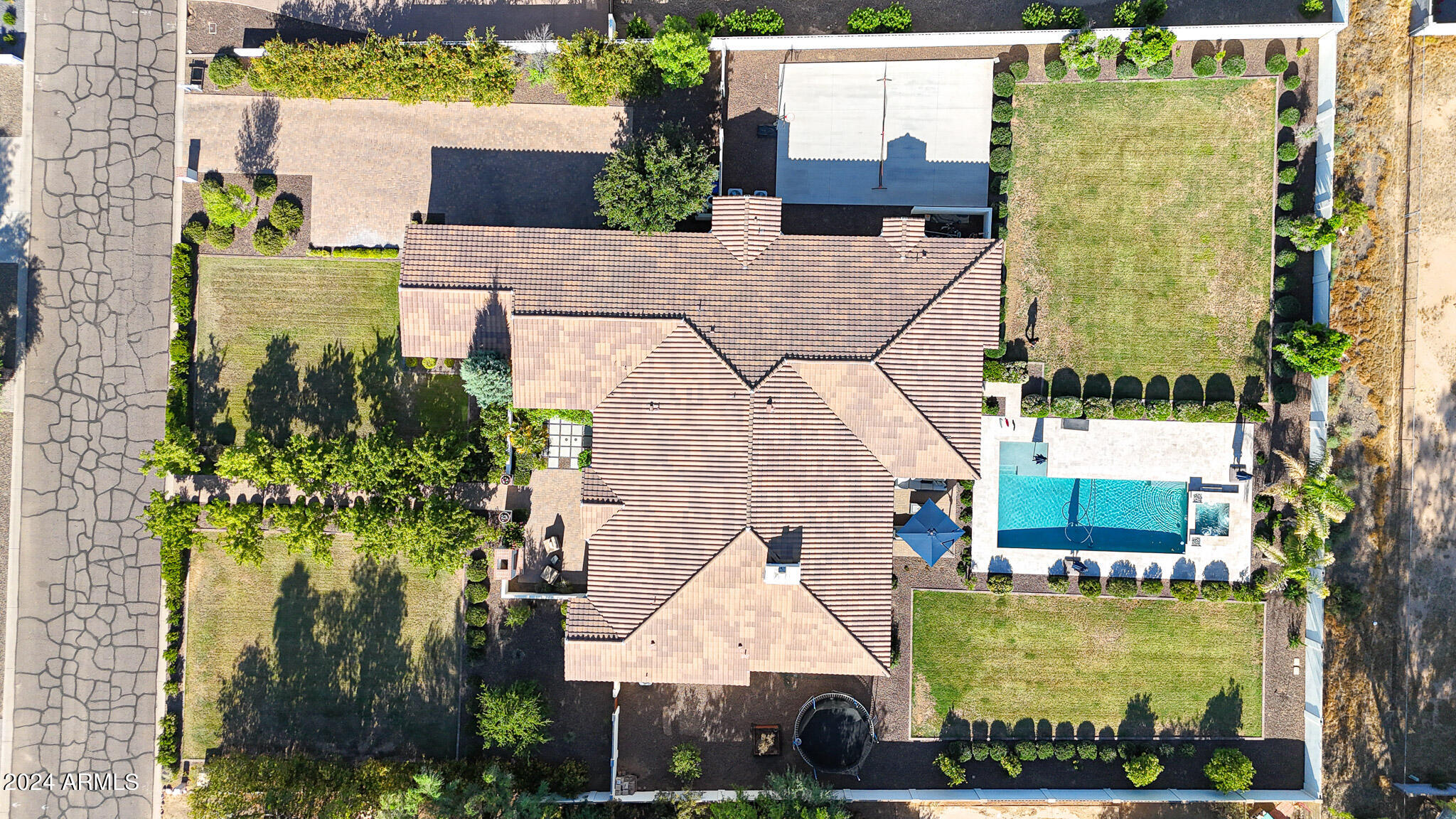 SUNBURST FARMS EAST 5 - Residential