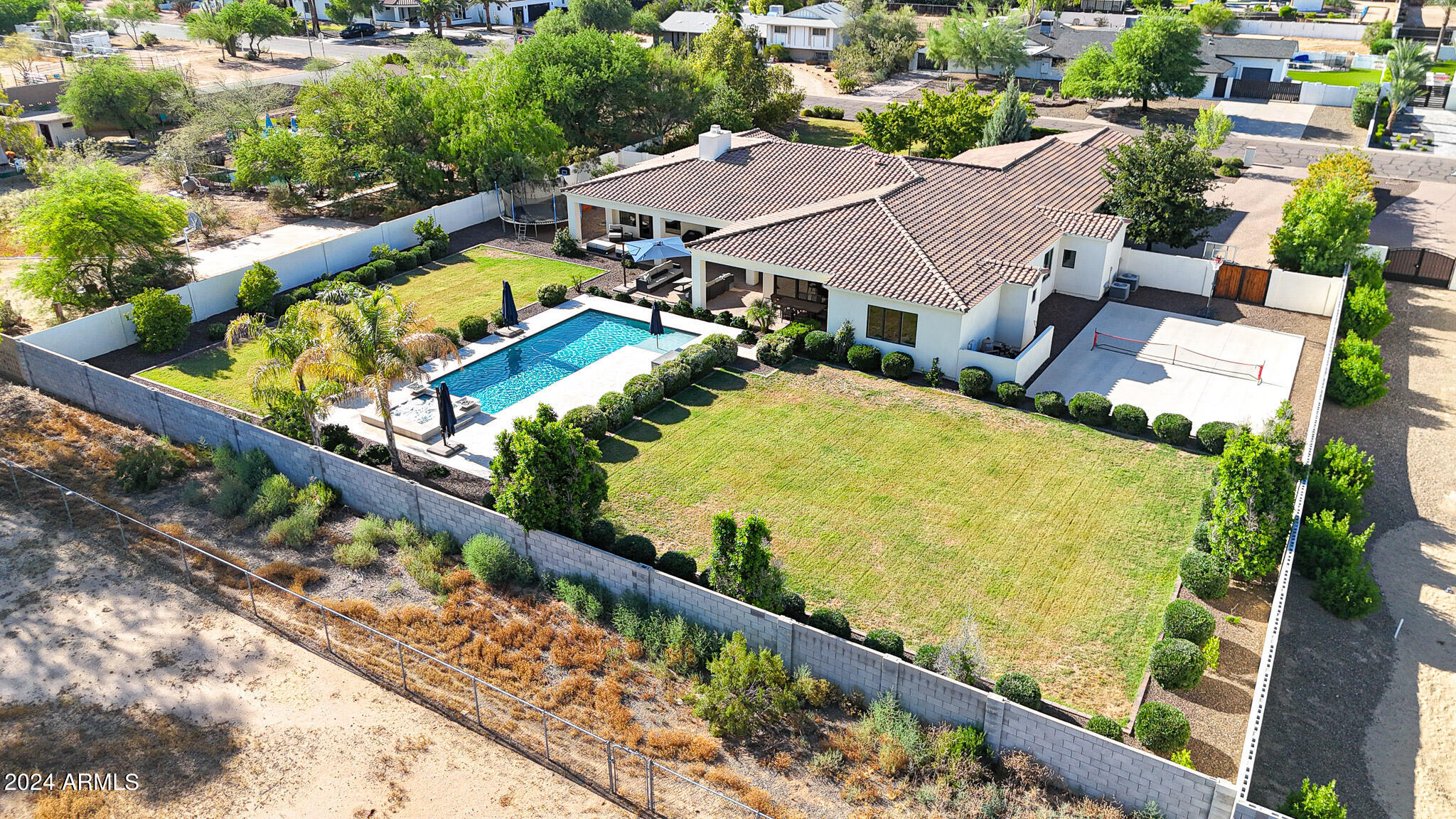SUNBURST FARMS EAST 5 - Residential