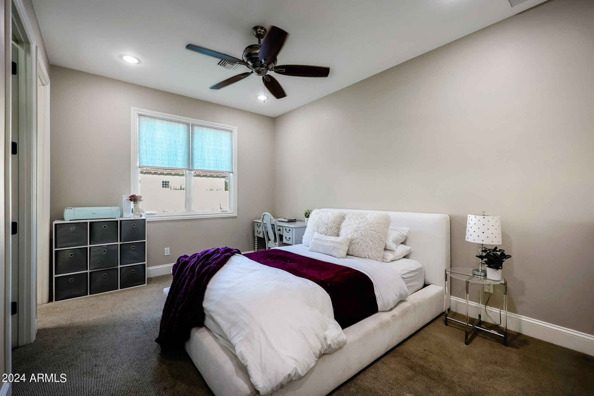 SUNBURST FARMS EAST 5 - Residential