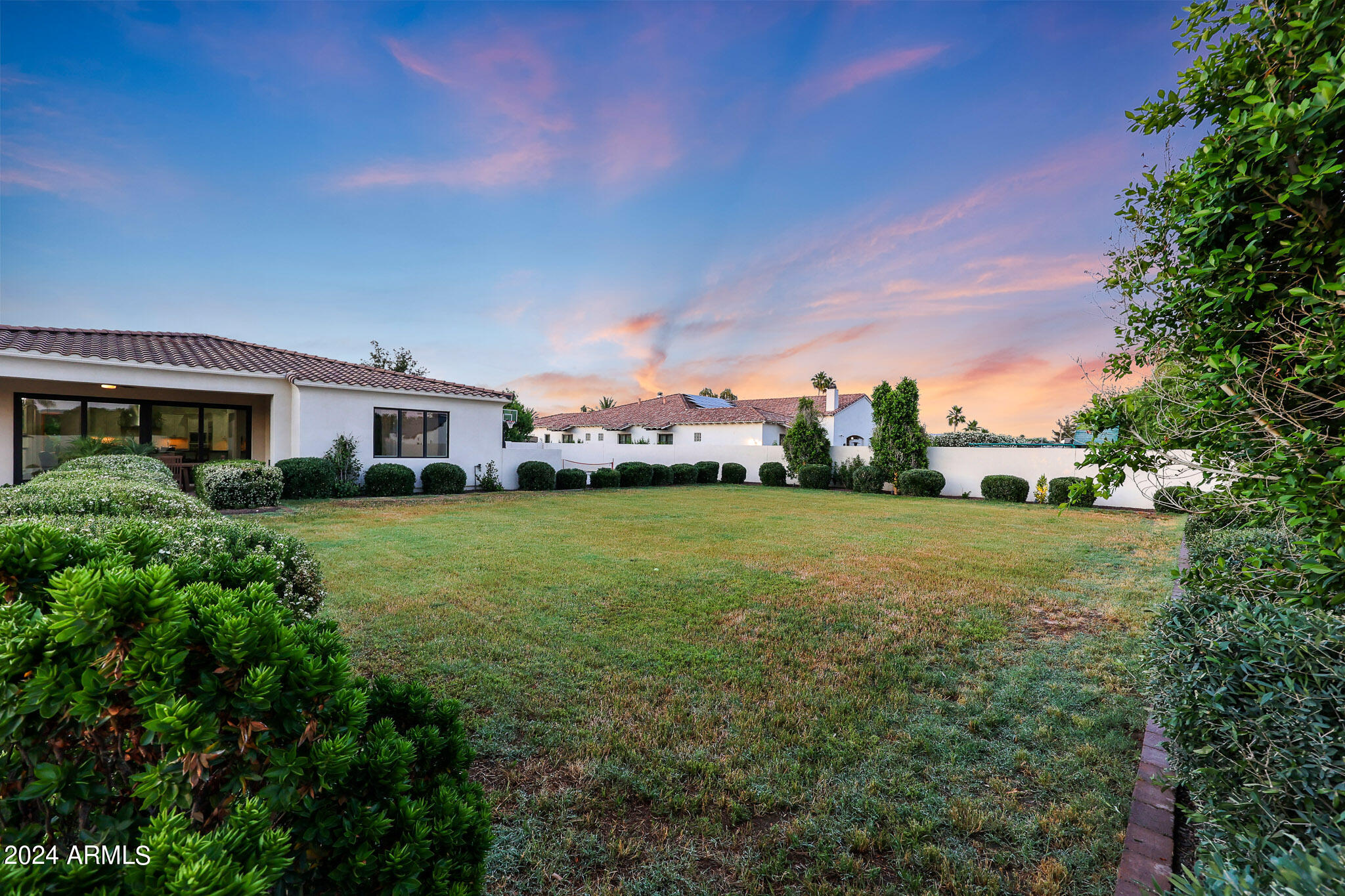 SUNBURST FARMS EAST 5 - Residential