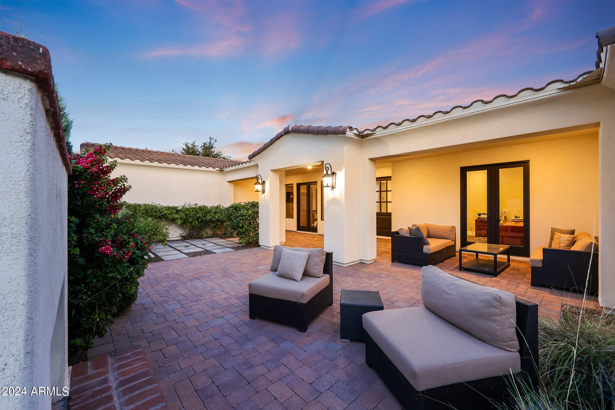 SUNBURST FARMS EAST 5 - Residential
