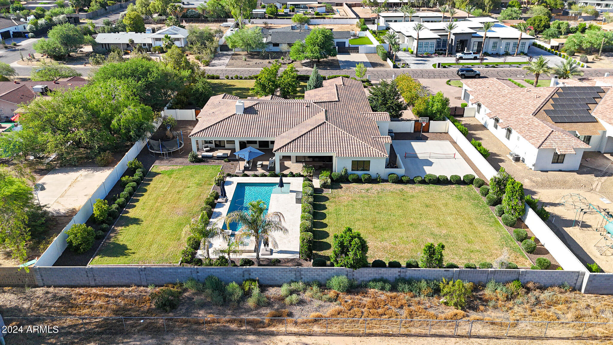 SUNBURST FARMS EAST 5 - Residential