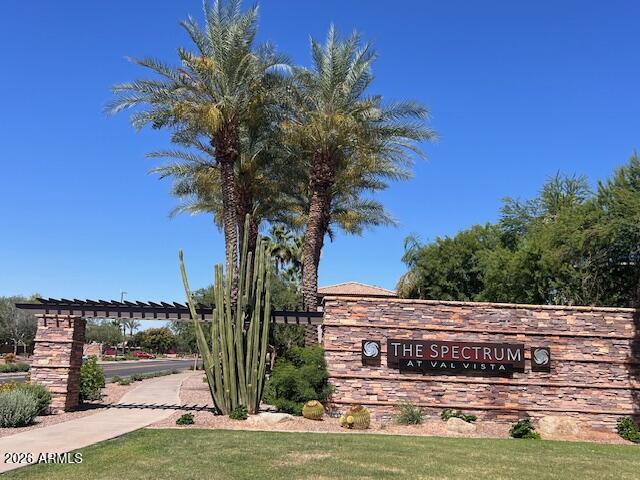 SPECTRUM AT VAL VISTA PARCEL 15 - Residential