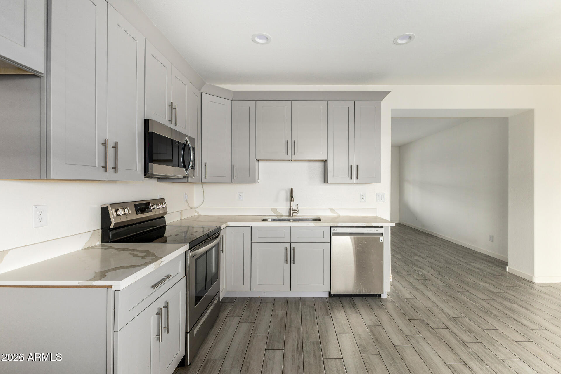 AMD TOLTEC/ARIZONA VALLEY UNIT THREE - Residential