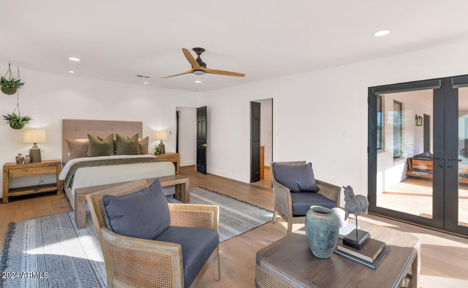 STONE CANYON EAST - Residential