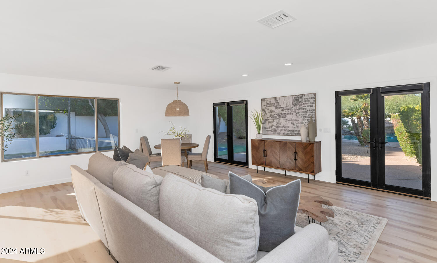 STONE CANYON EAST - Residential