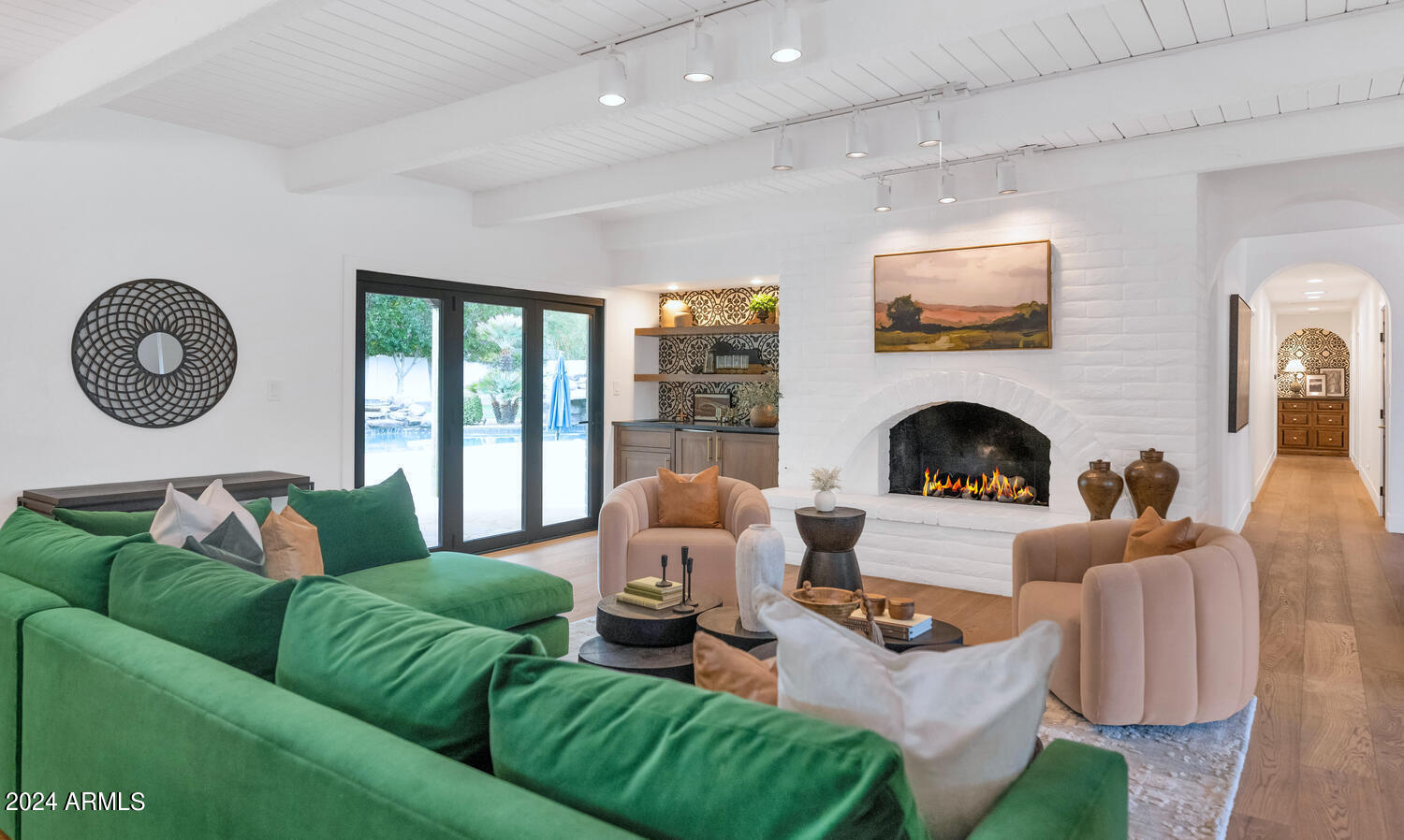 STONE CANYON EAST - Residential
