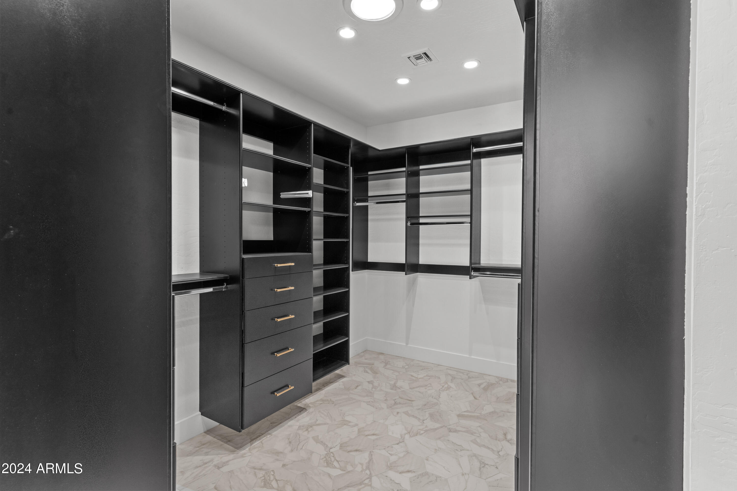 STONE CANYON EAST - Residential