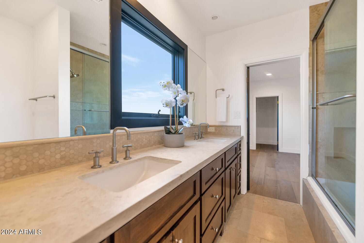 STONE CANYON EAST - Residential