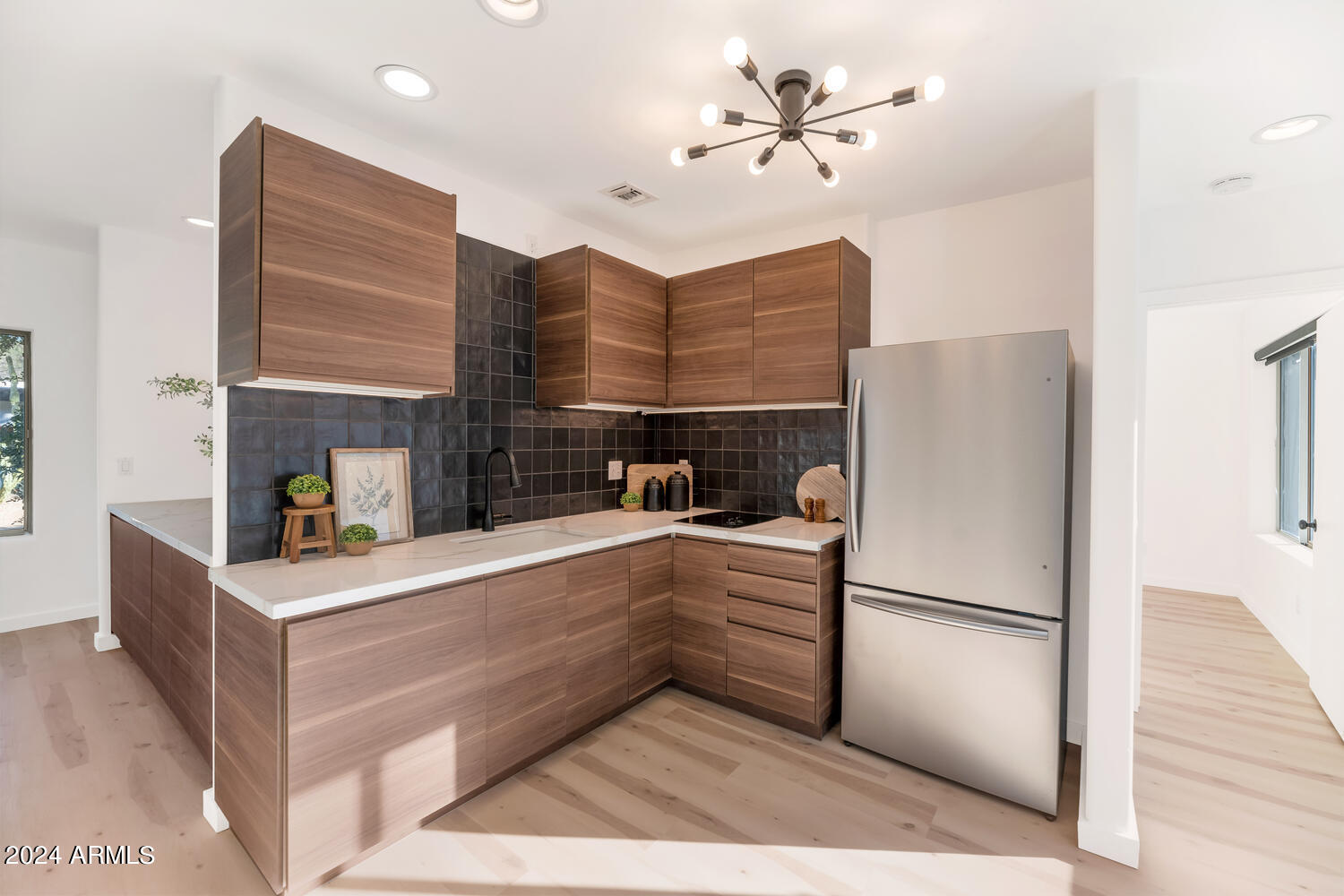 STONE CANYON EAST - Residential