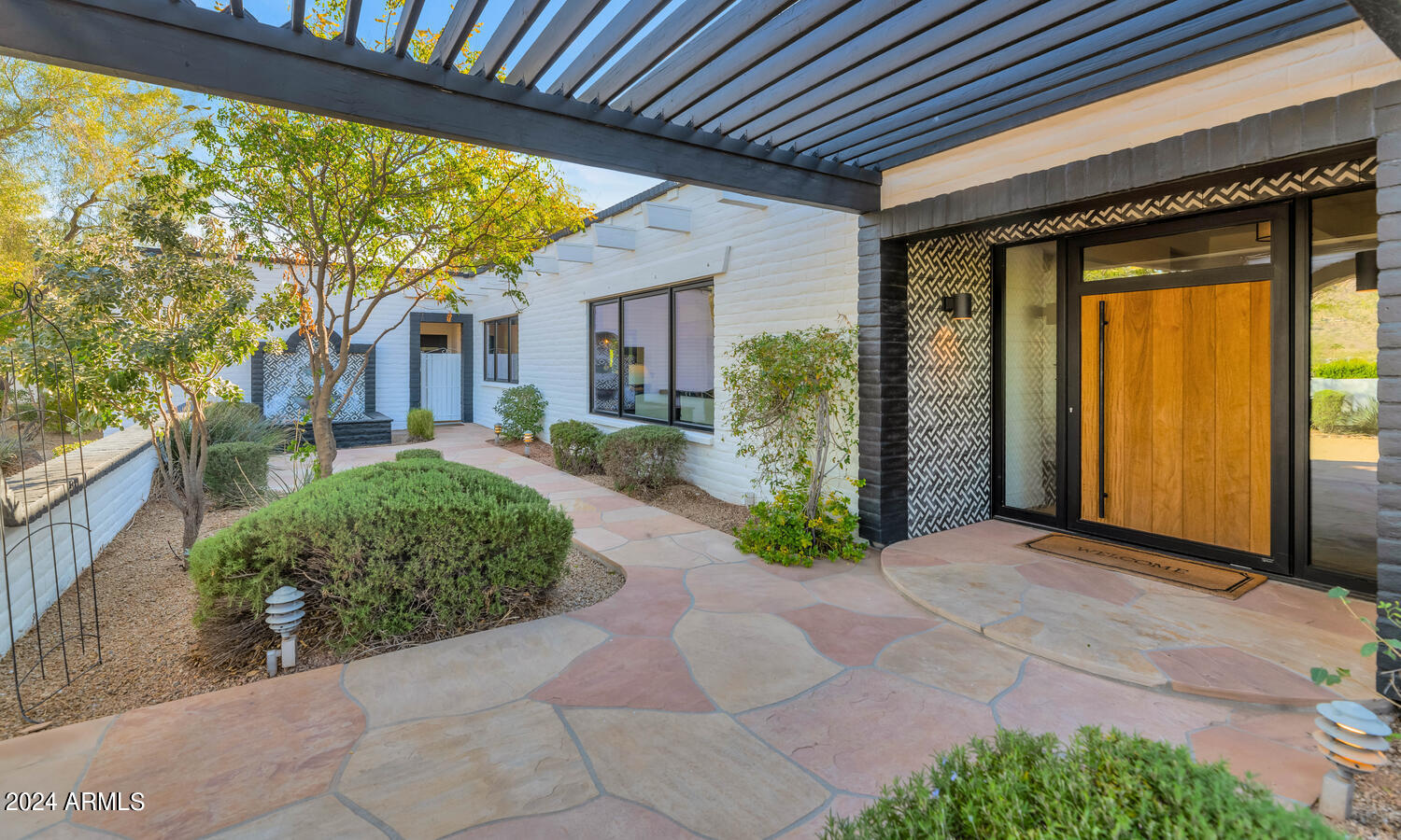 STONE CANYON EAST - Residential