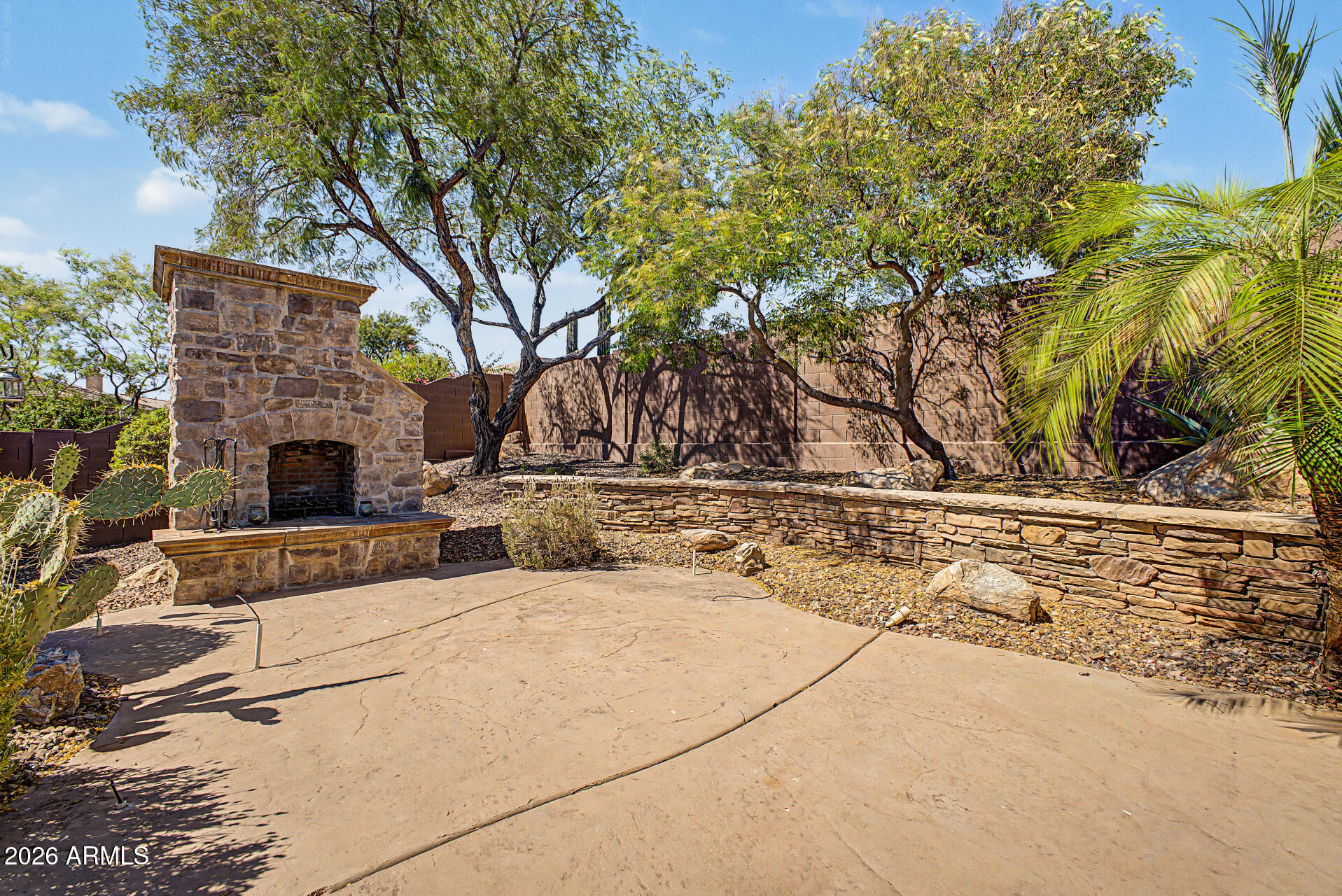 ANTHEM COUNTRY CLUB - Residential