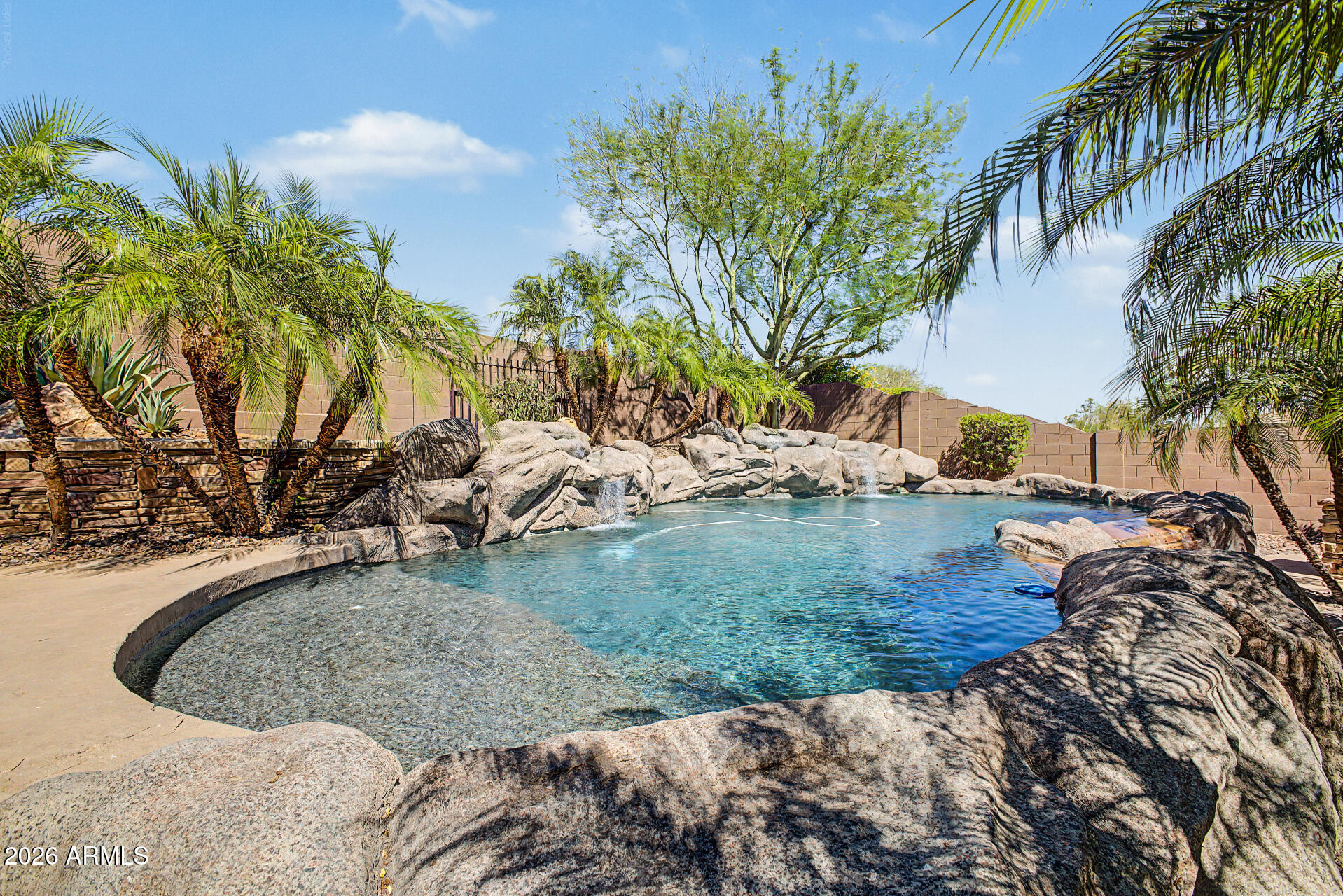 ANTHEM COUNTRY CLUB - Residential