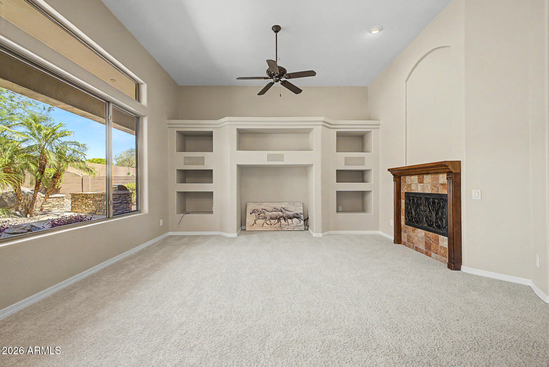 ANTHEM COUNTRY CLUB - Residential