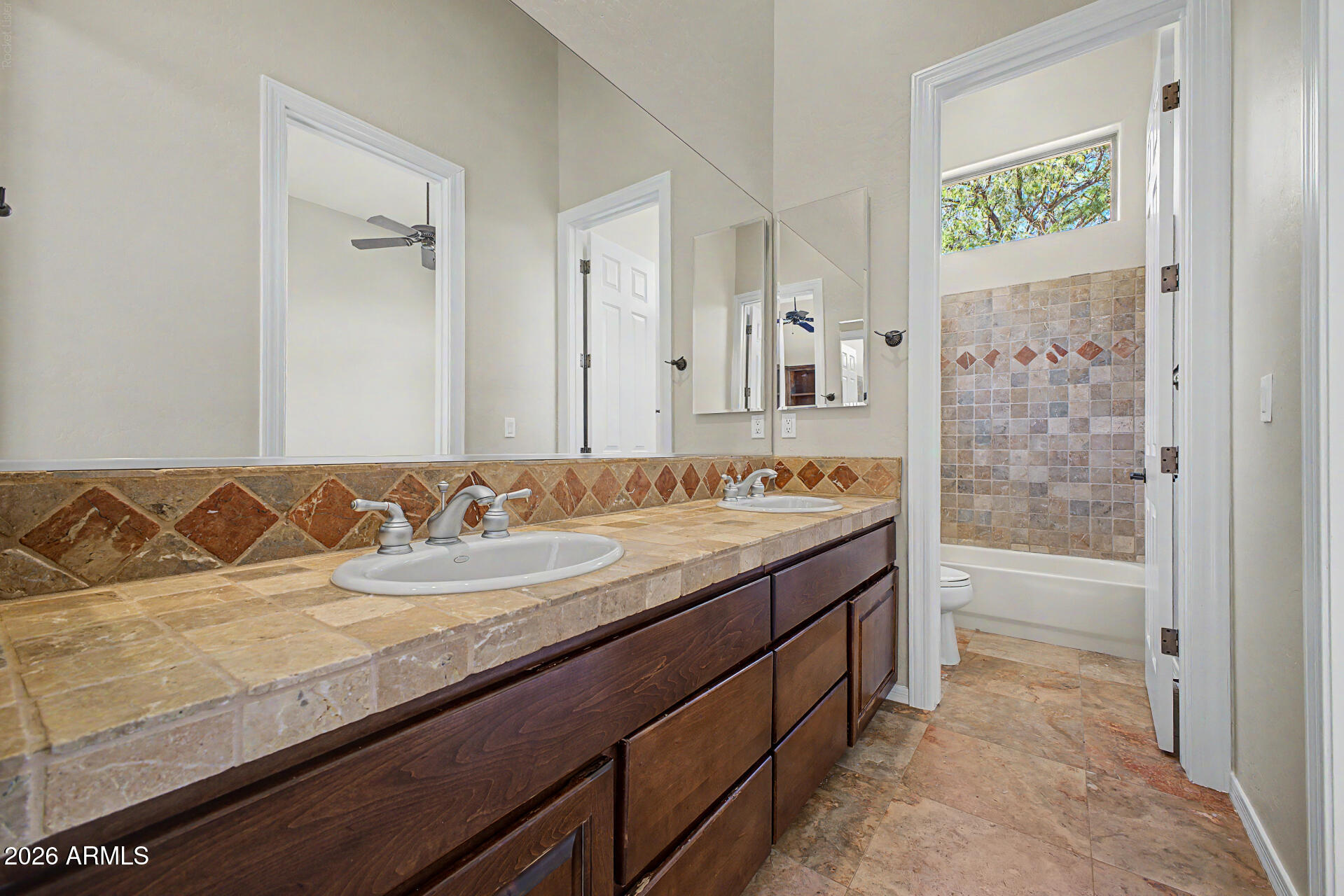 ANTHEM COUNTRY CLUB - Residential