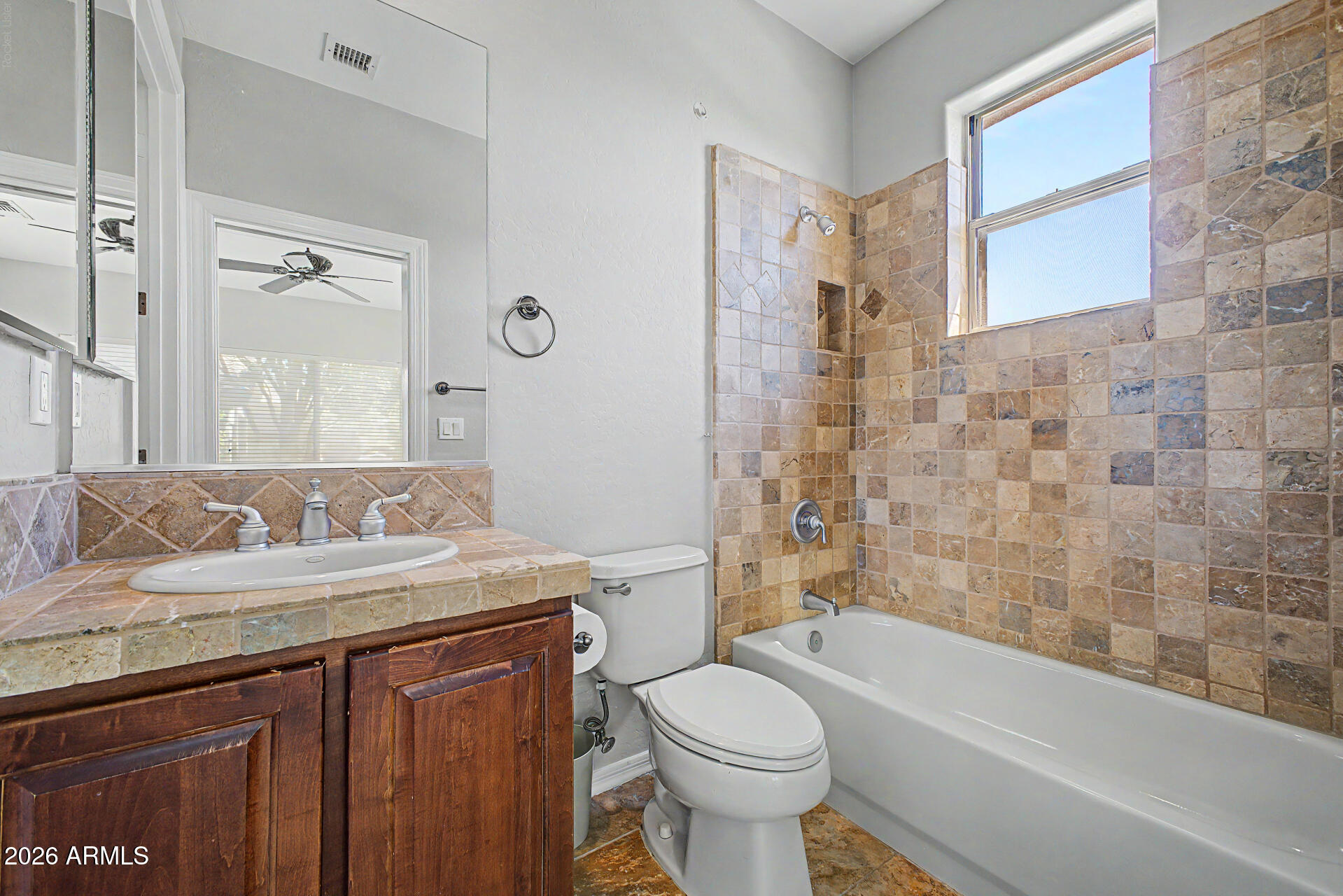 ANTHEM COUNTRY CLUB - Residential