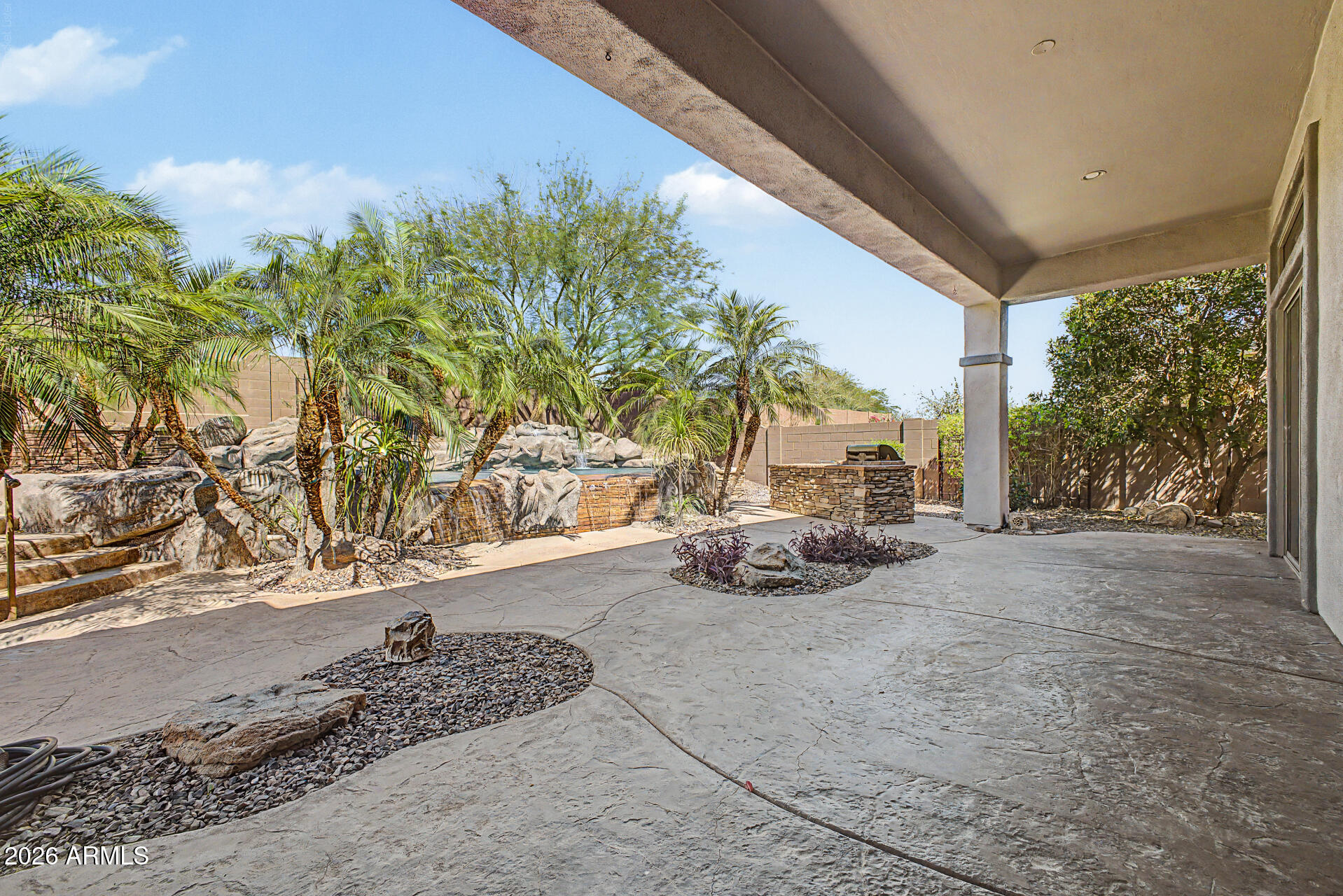 ANTHEM COUNTRY CLUB - Residential