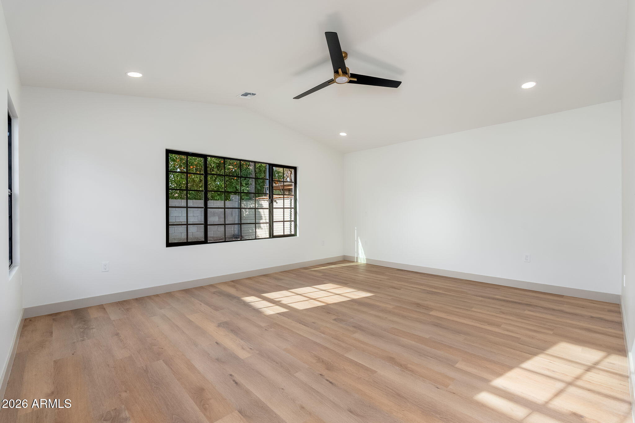 WINDSOR SQUARE BLOCK 2 LOTS 1 THRU 31 - Residential