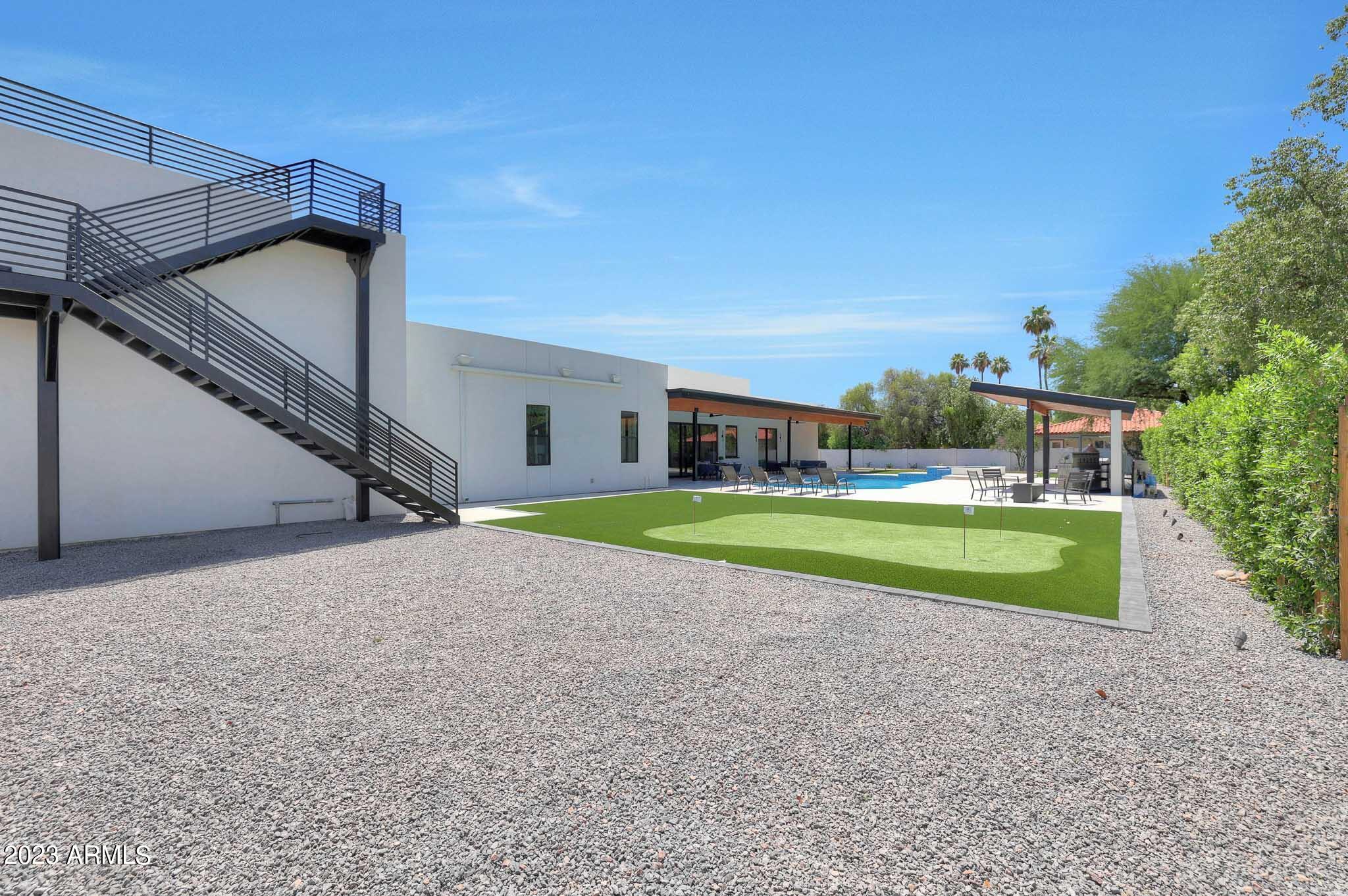 CACTUS VILLAS - Residential