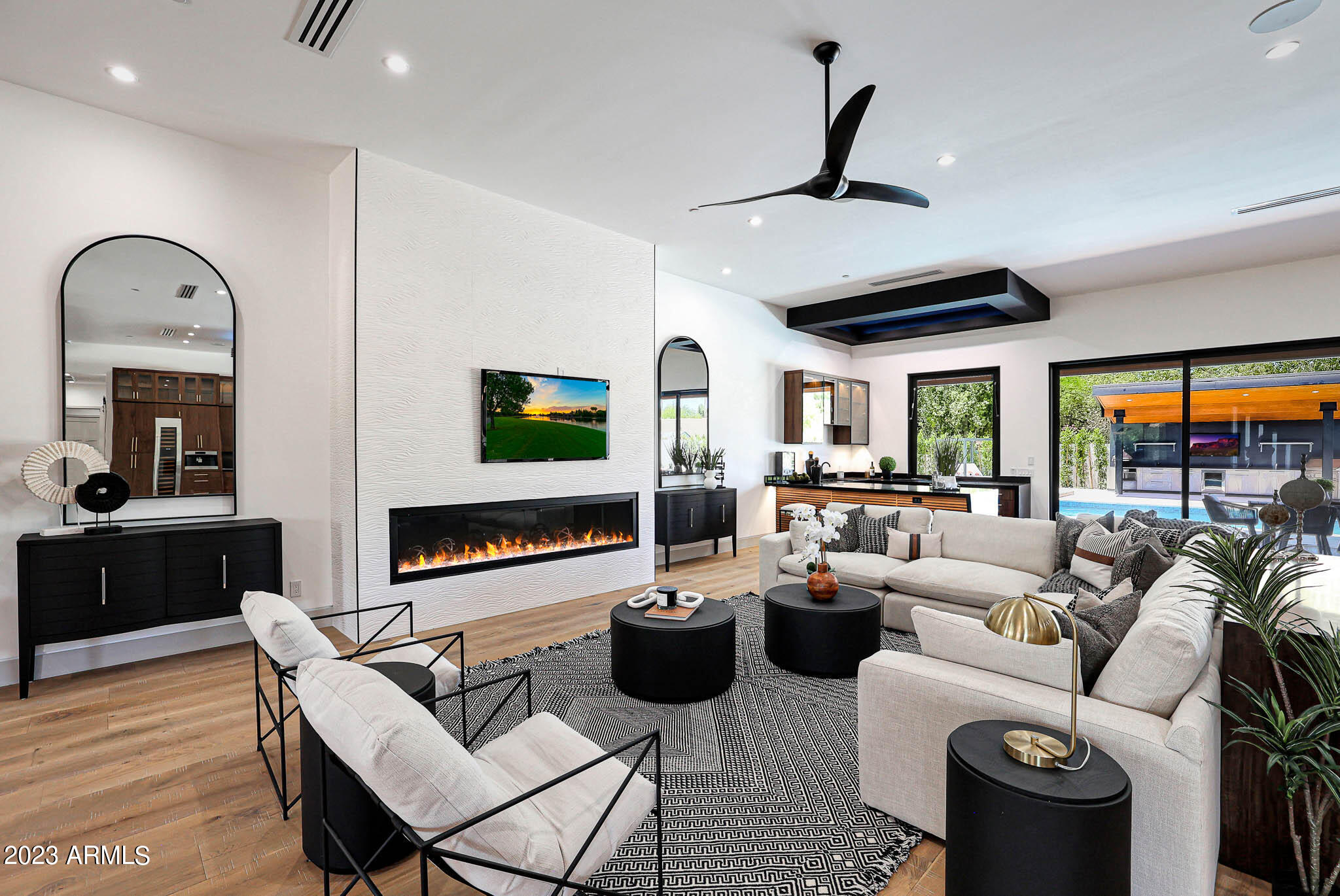 CACTUS VILLAS - Residential