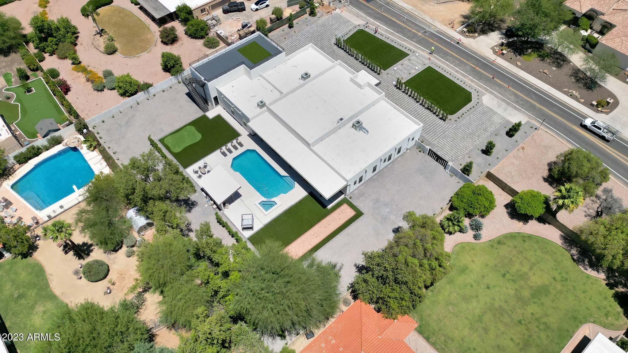 CACTUS VILLAS - Residential