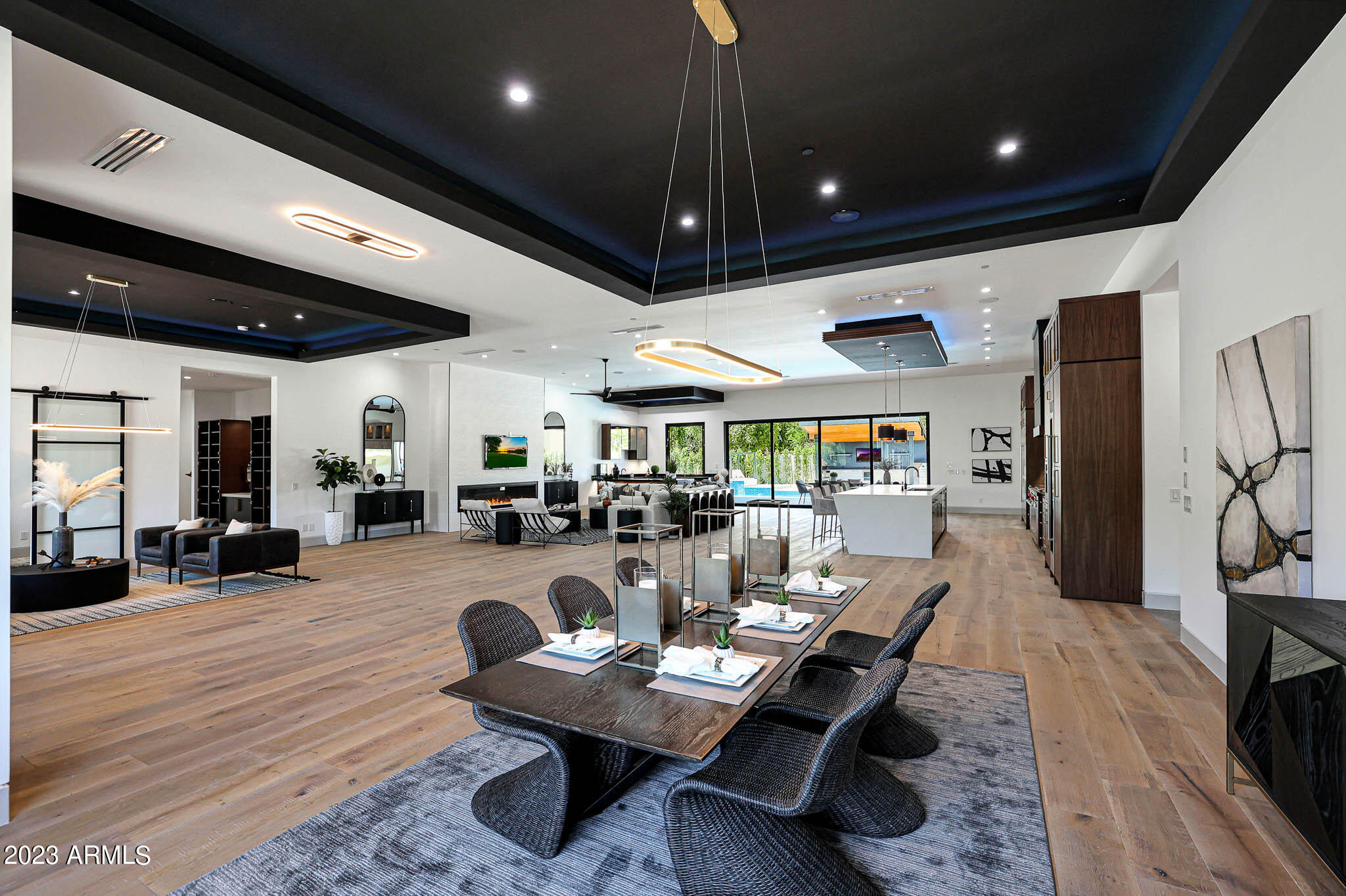 CACTUS VILLAS - Residential