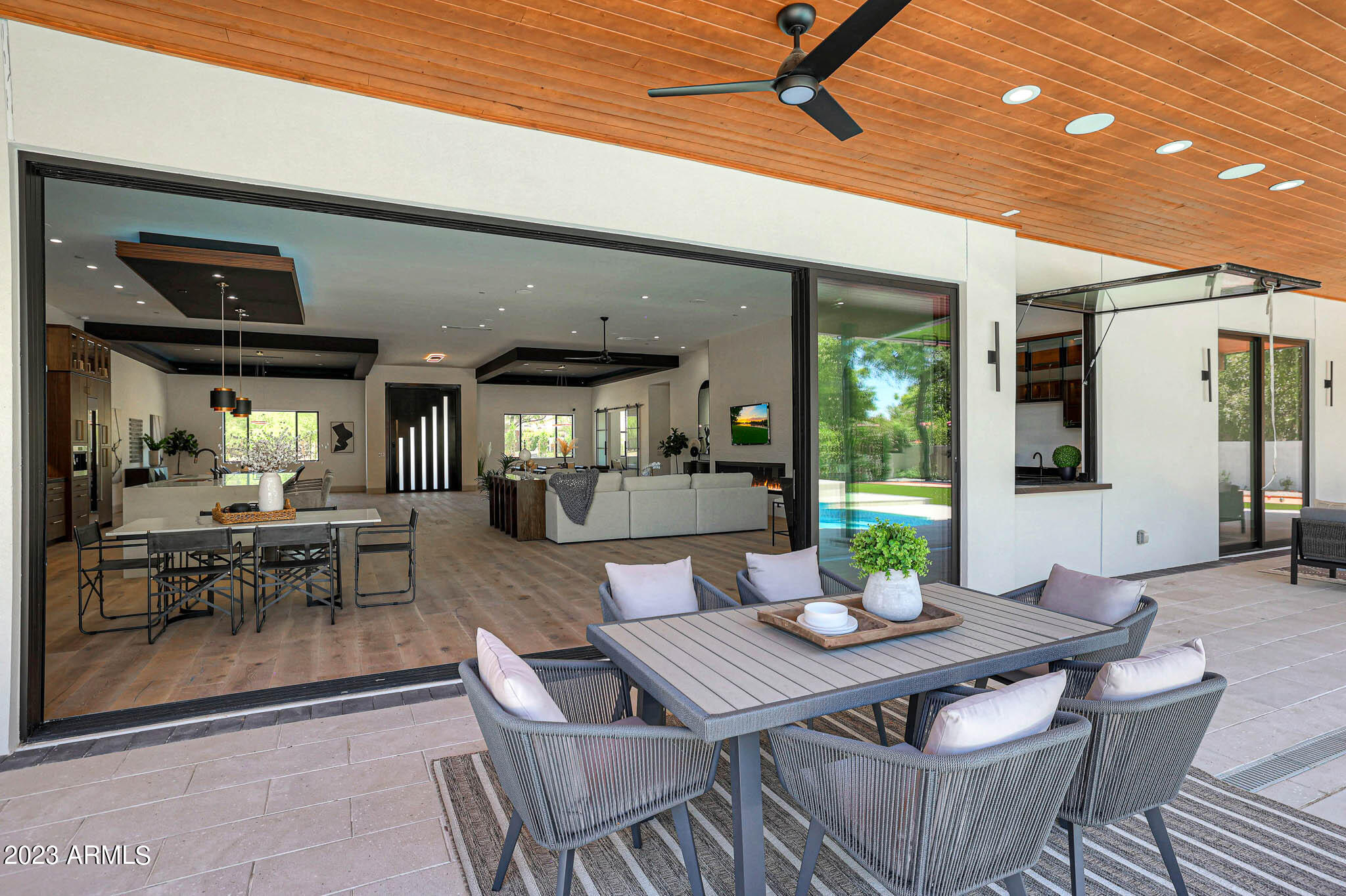 CACTUS VILLAS - Residential
