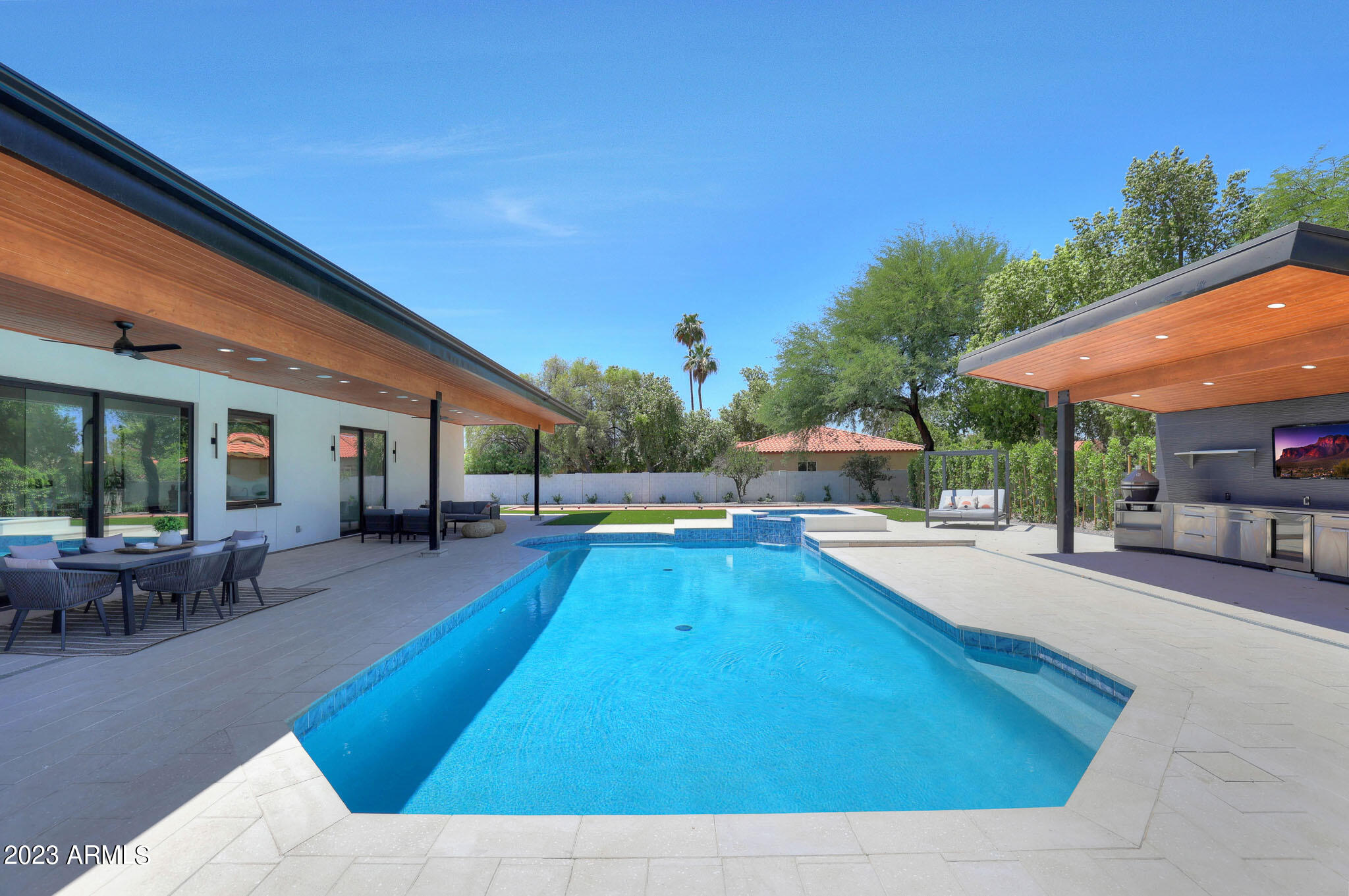 CACTUS VILLAS - Residential