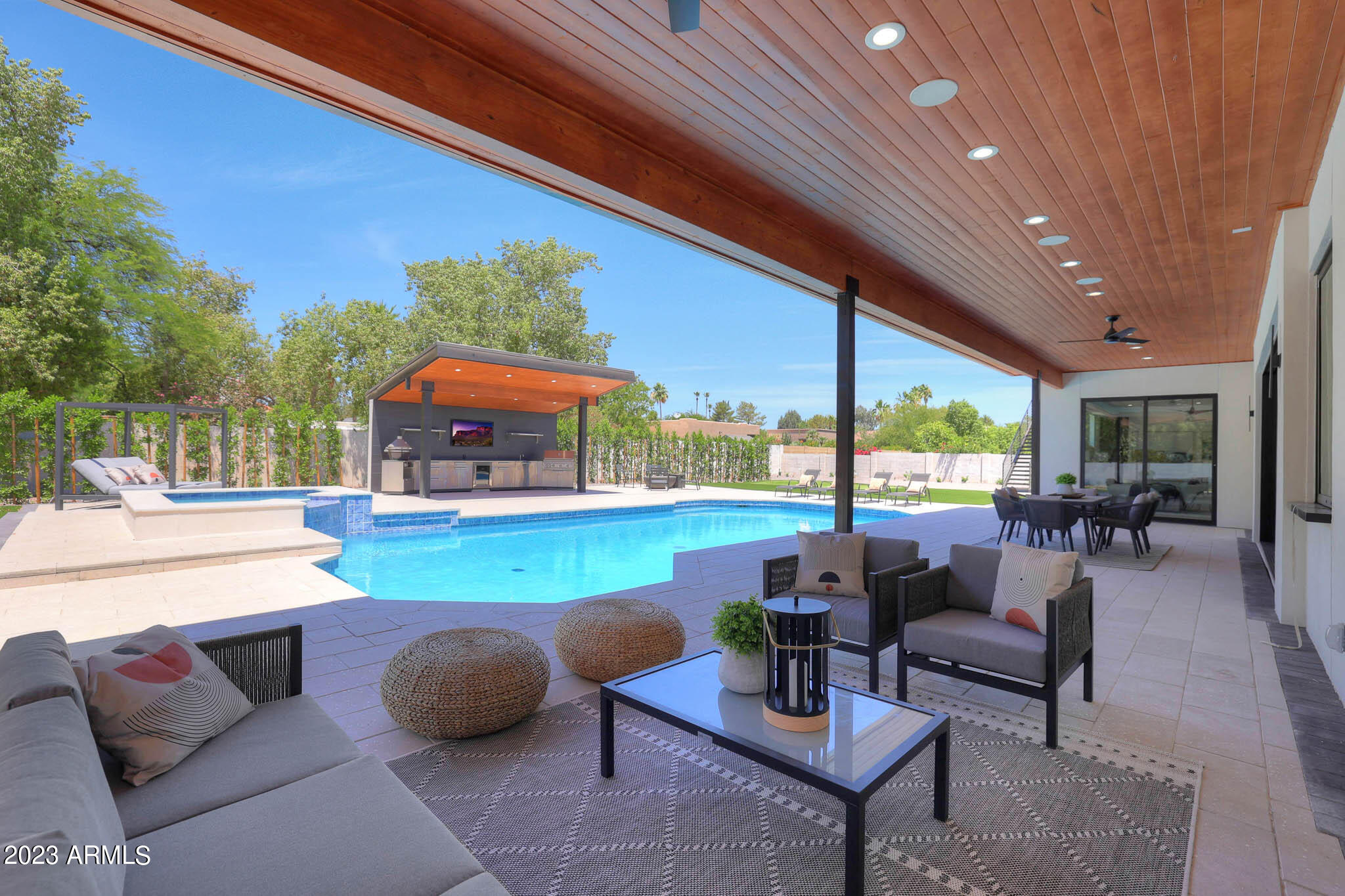 CACTUS VILLAS - Residential