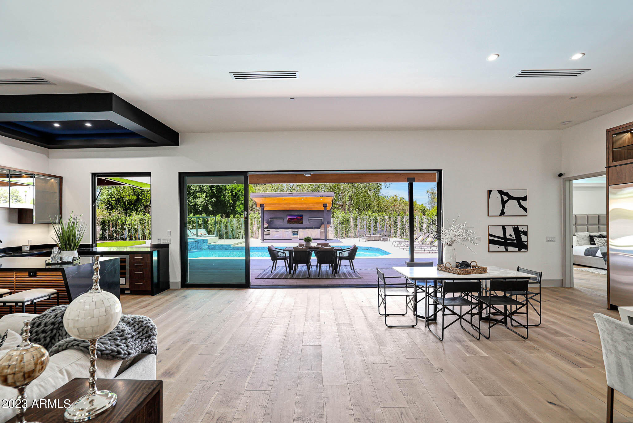 CACTUS VILLAS - Residential