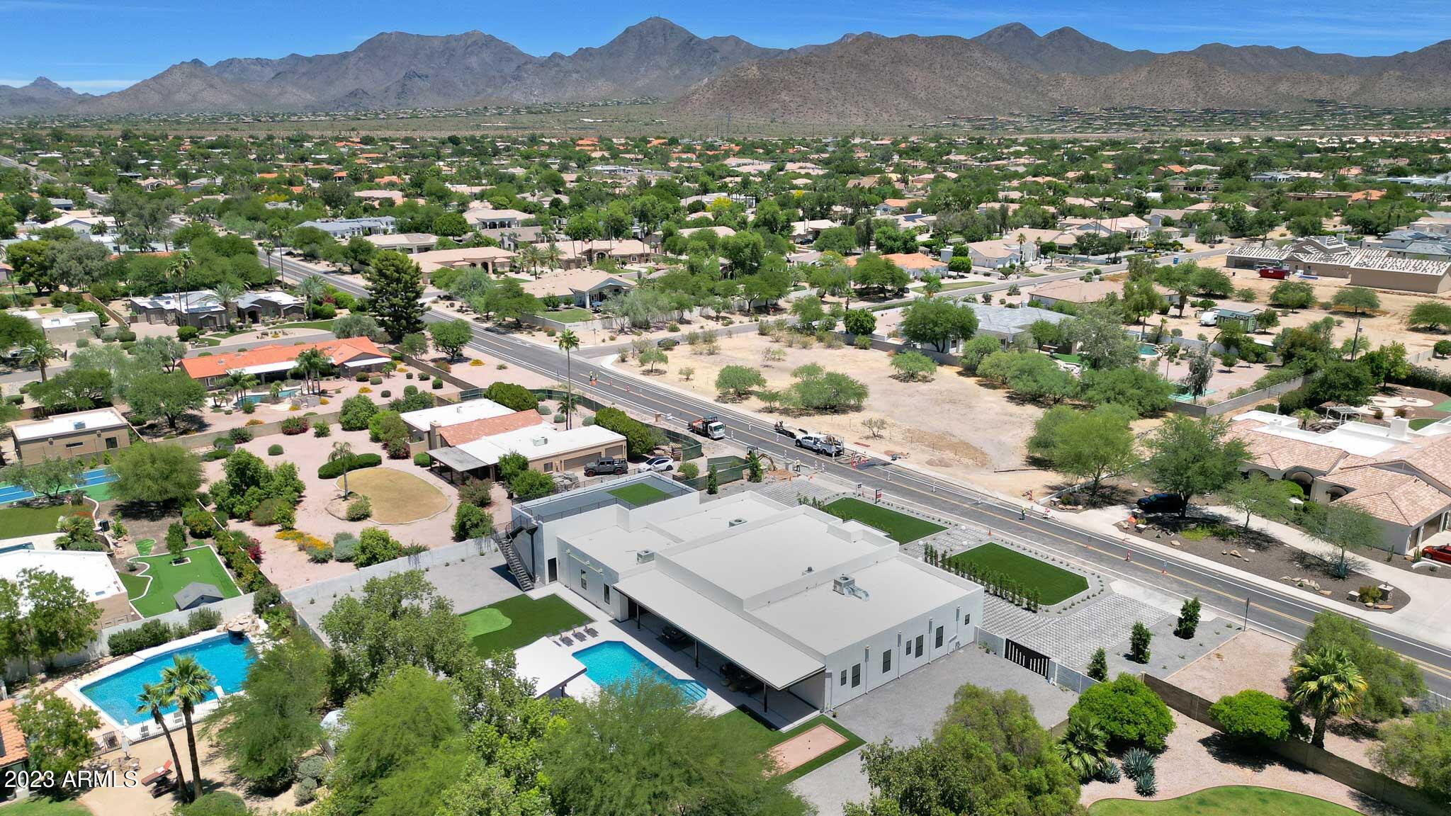 CACTUS VILLAS - Residential