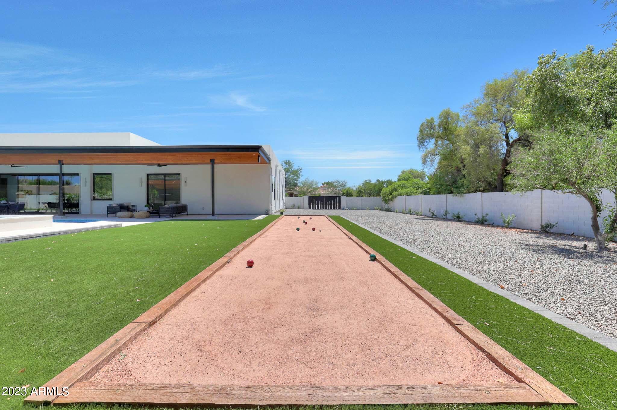 CACTUS VILLAS - Residential
