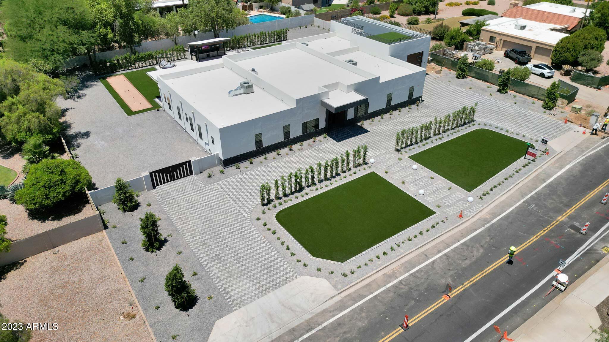 CACTUS VILLAS - Residential