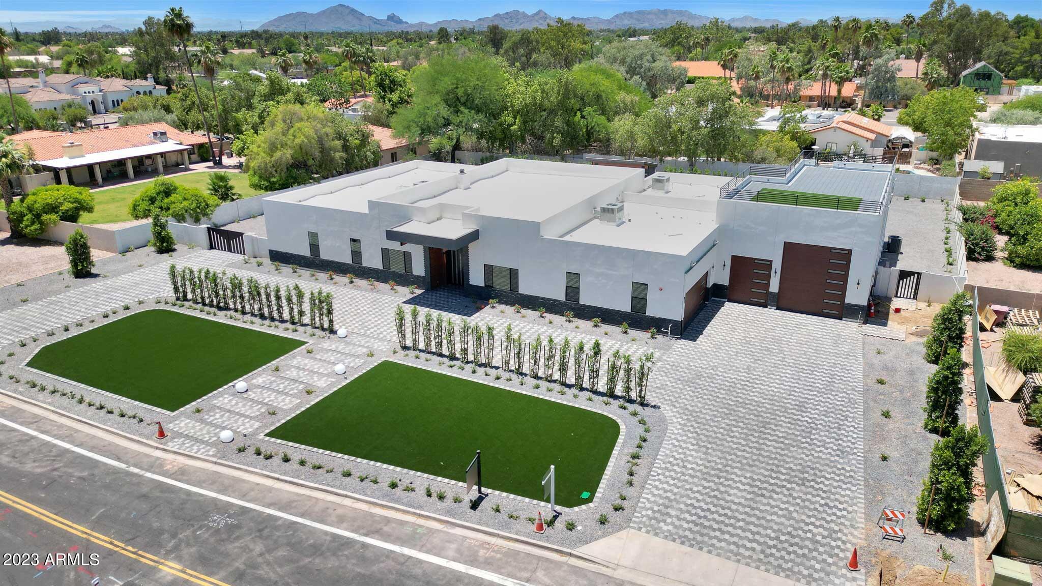 CACTUS VILLAS - Residential