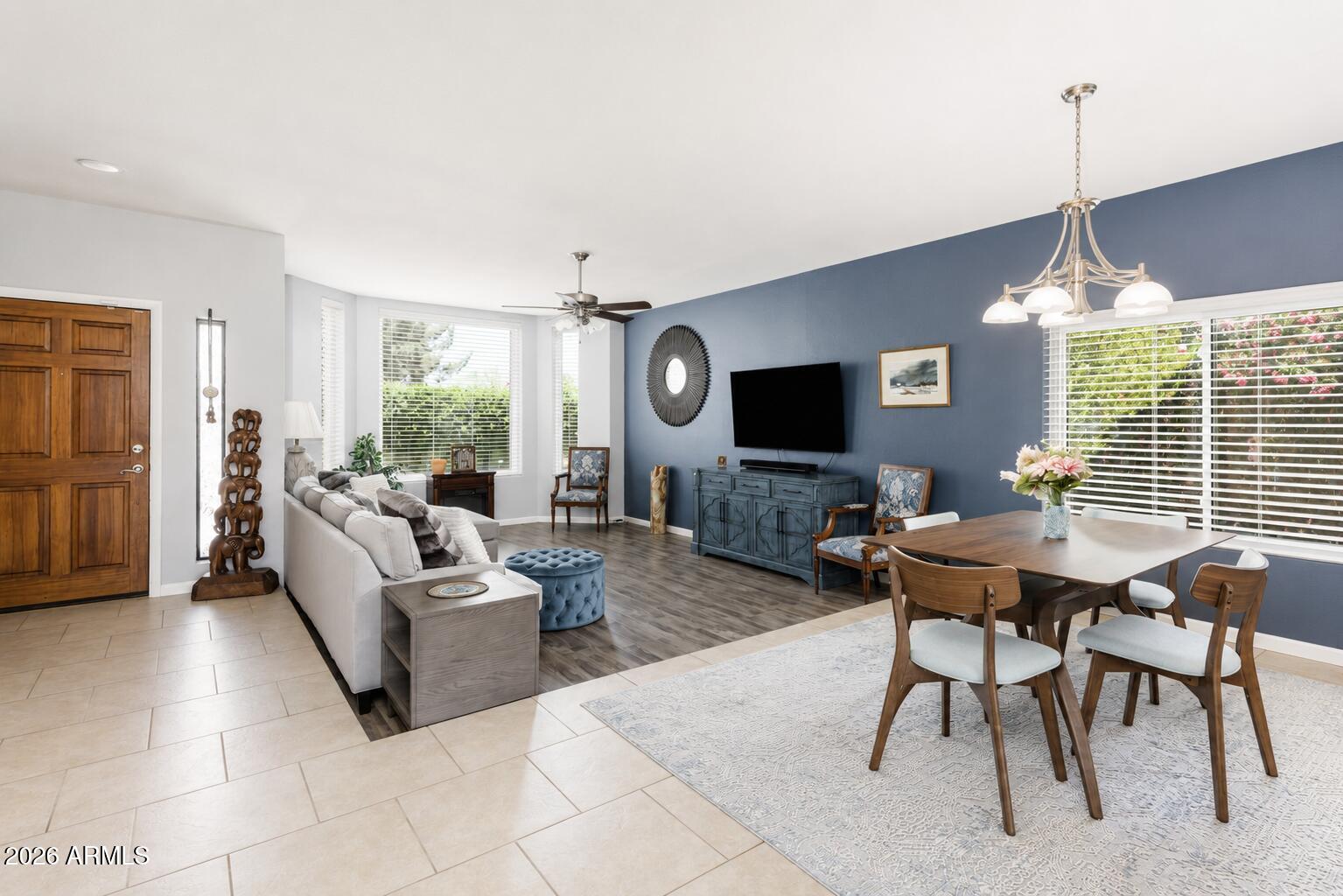 COUNTRY TRACE - Residential