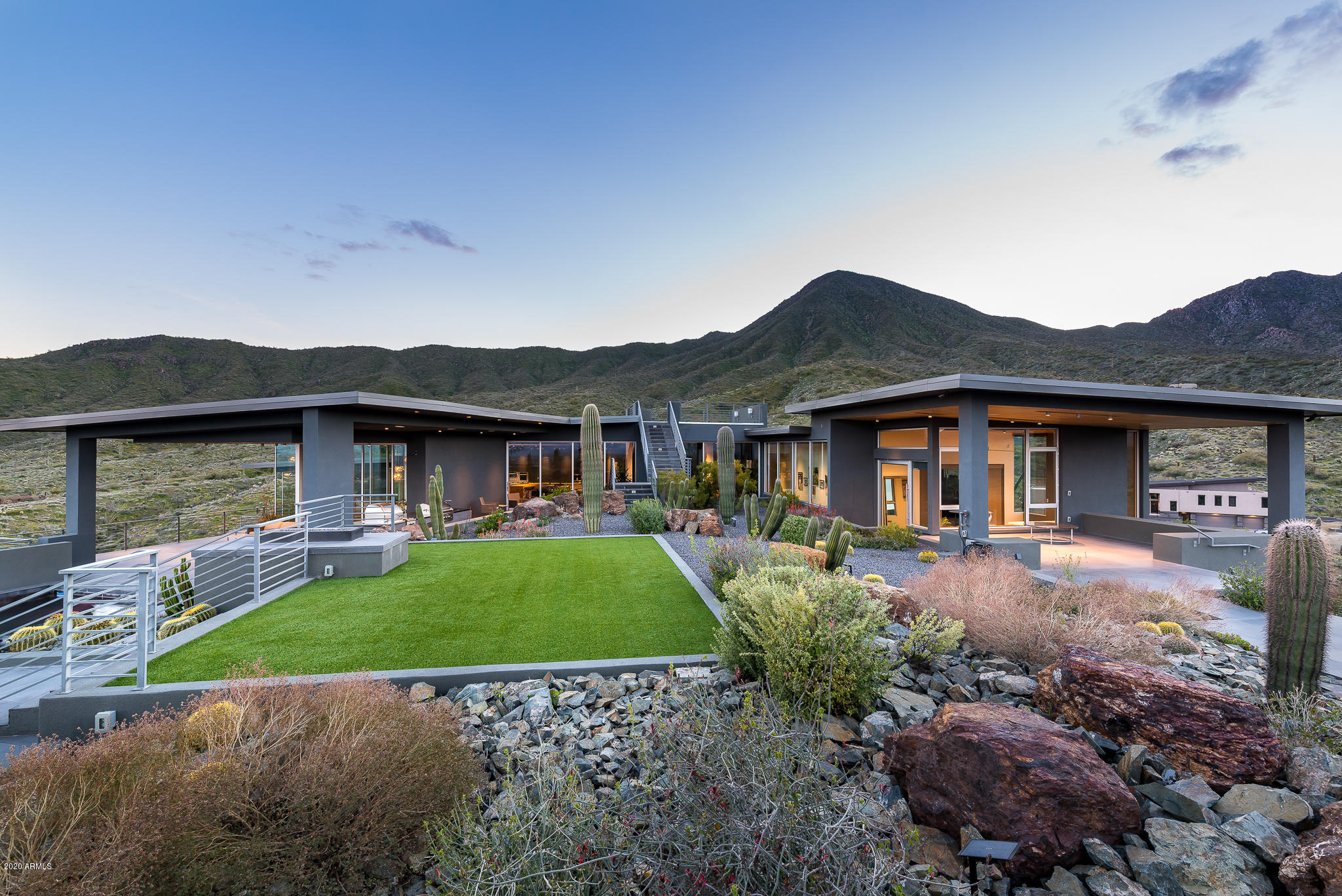 EAGLES NEST - Residential
