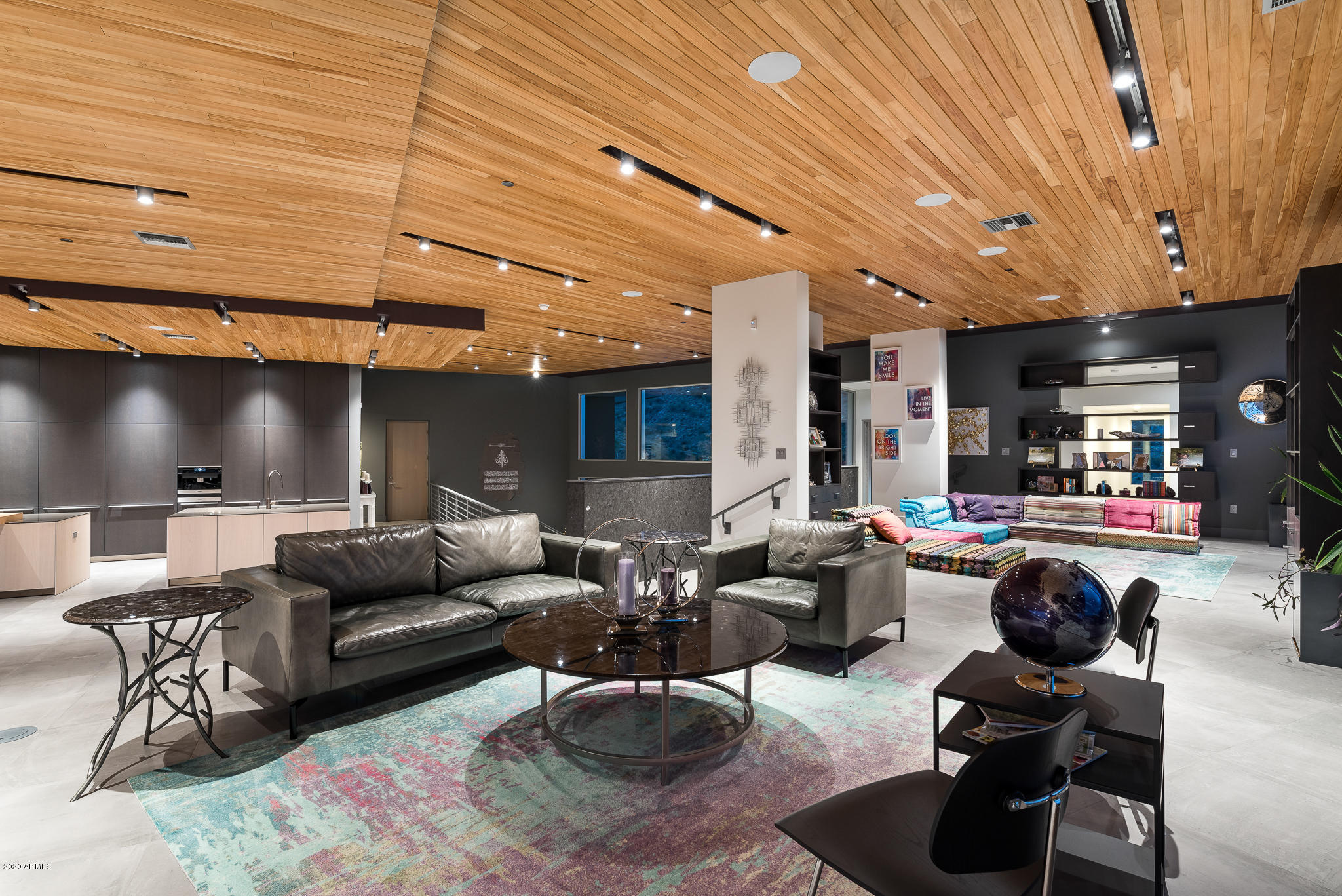 EAGLES NEST - Residential