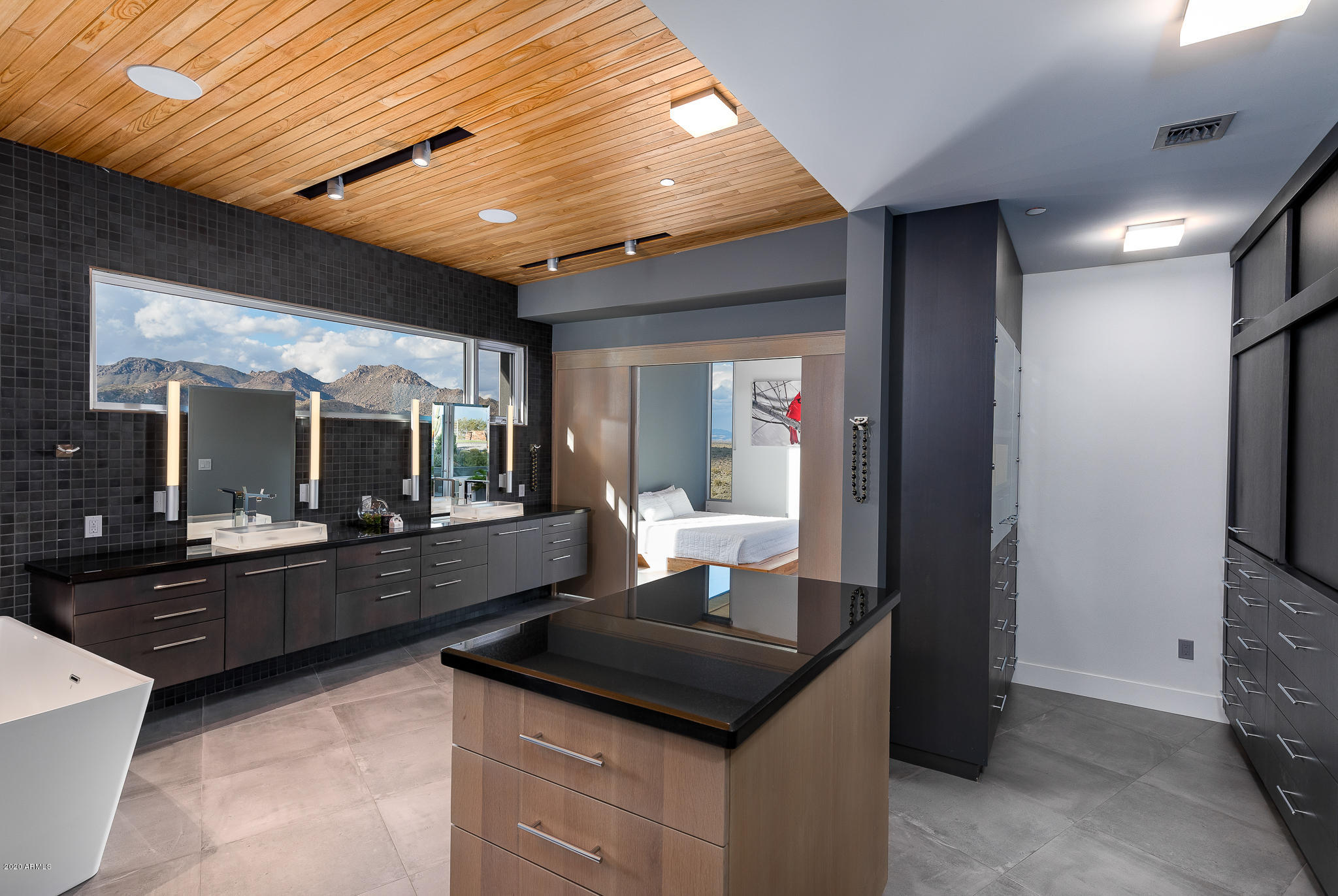 EAGLES NEST - Residential