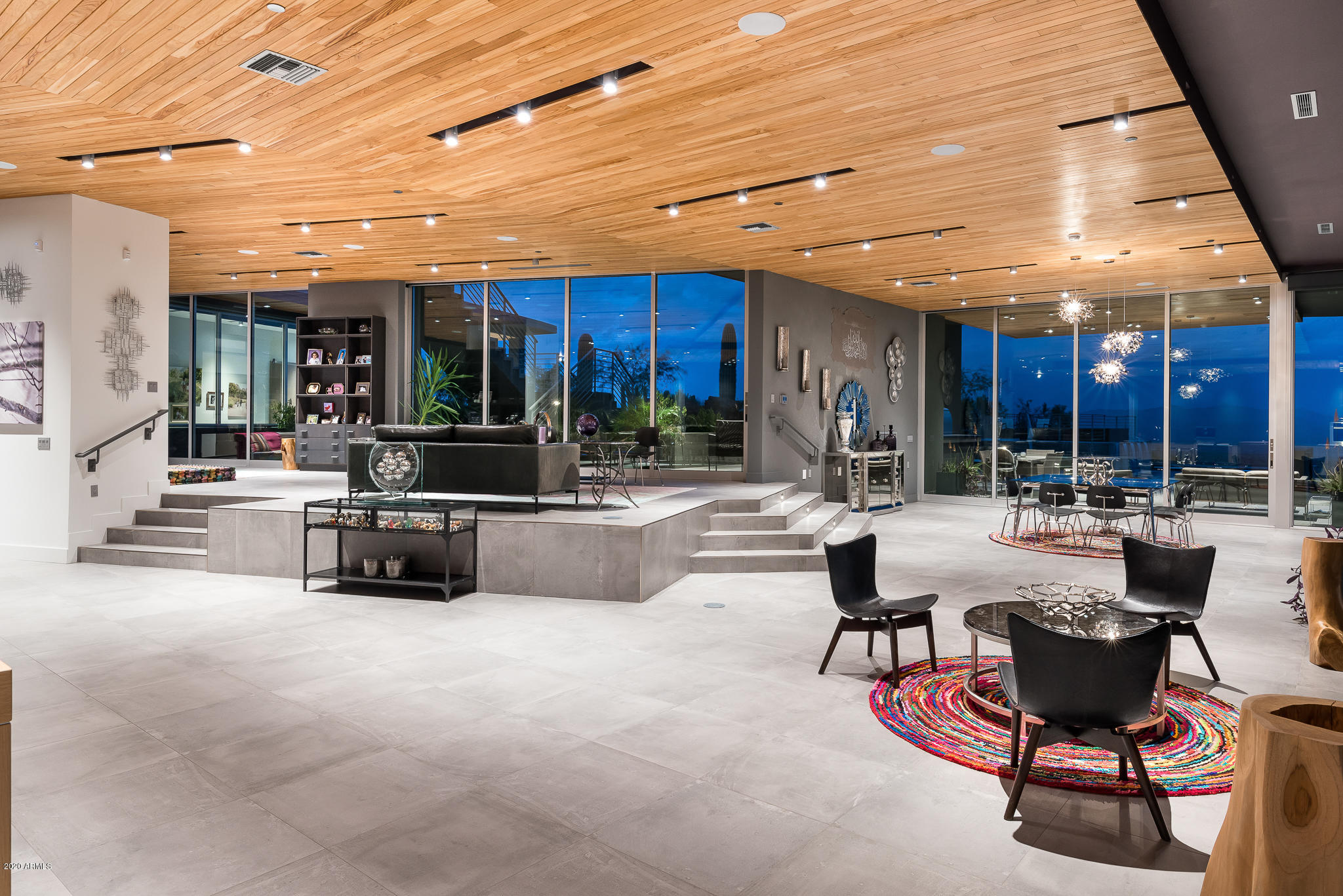 EAGLES NEST - Residential