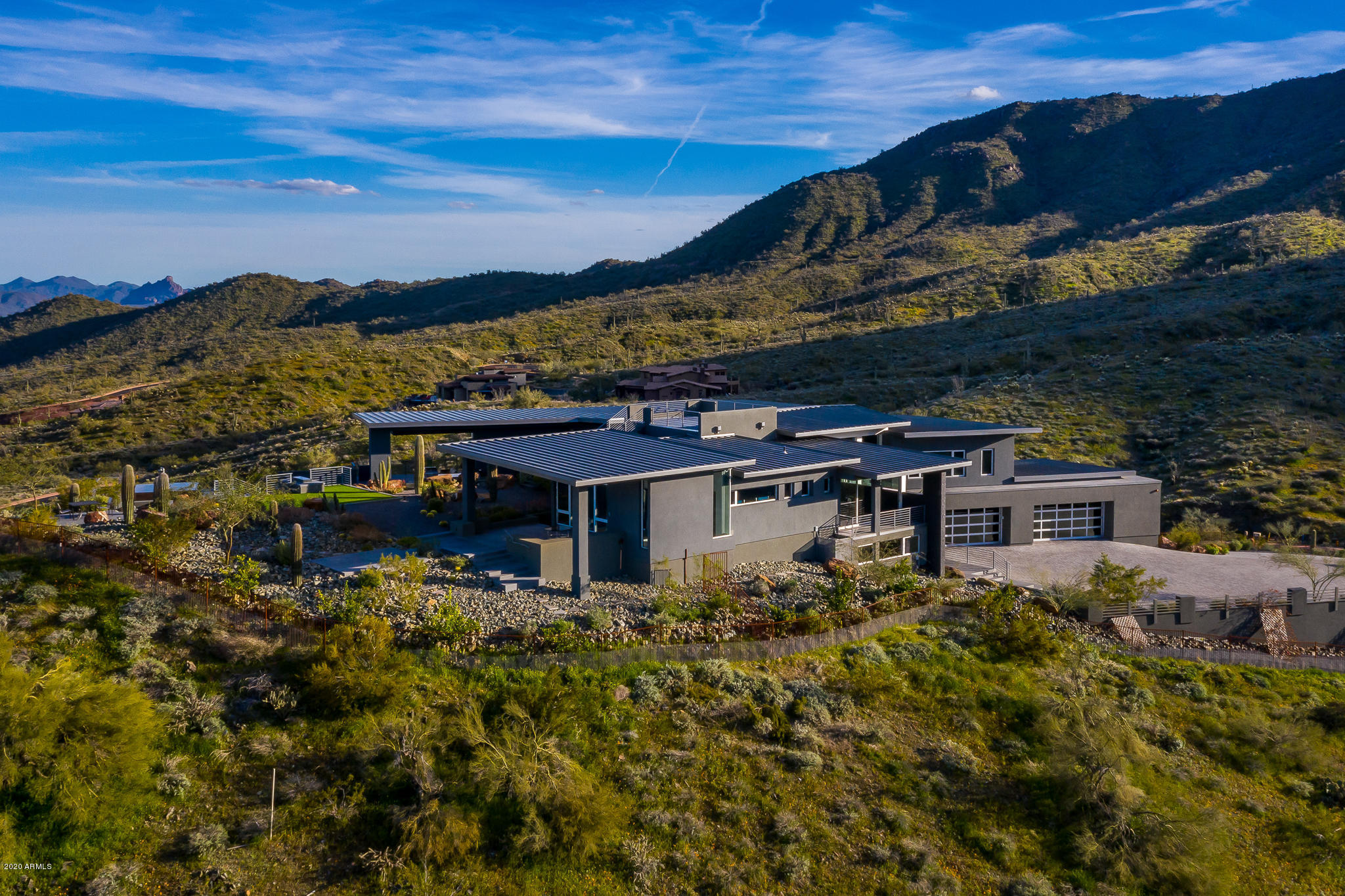 EAGLES NEST - Residential