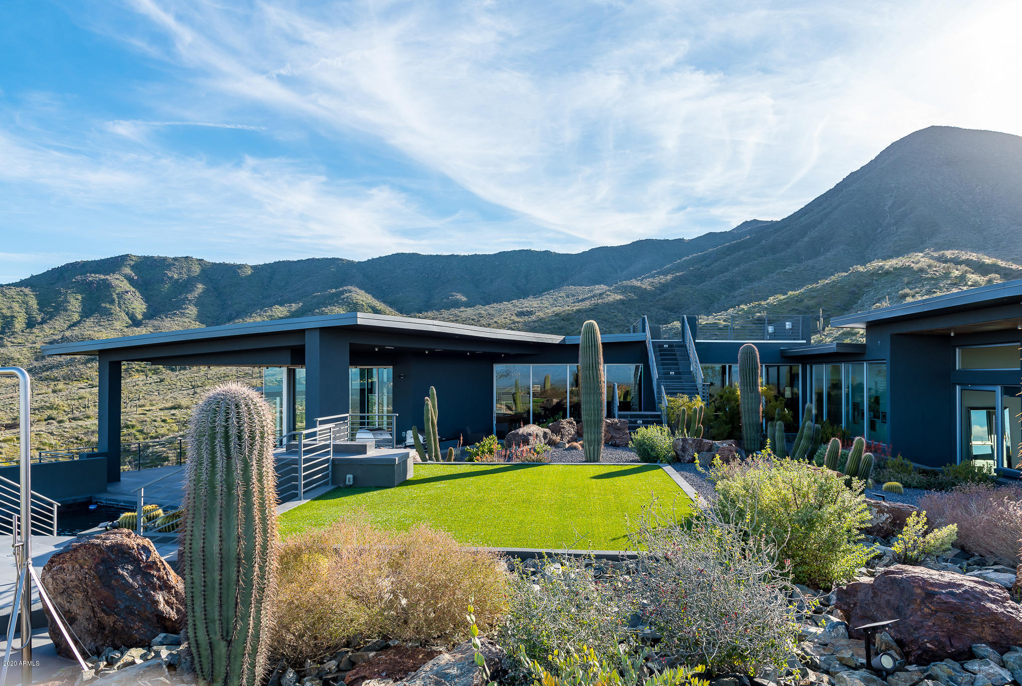EAGLES NEST - Residential