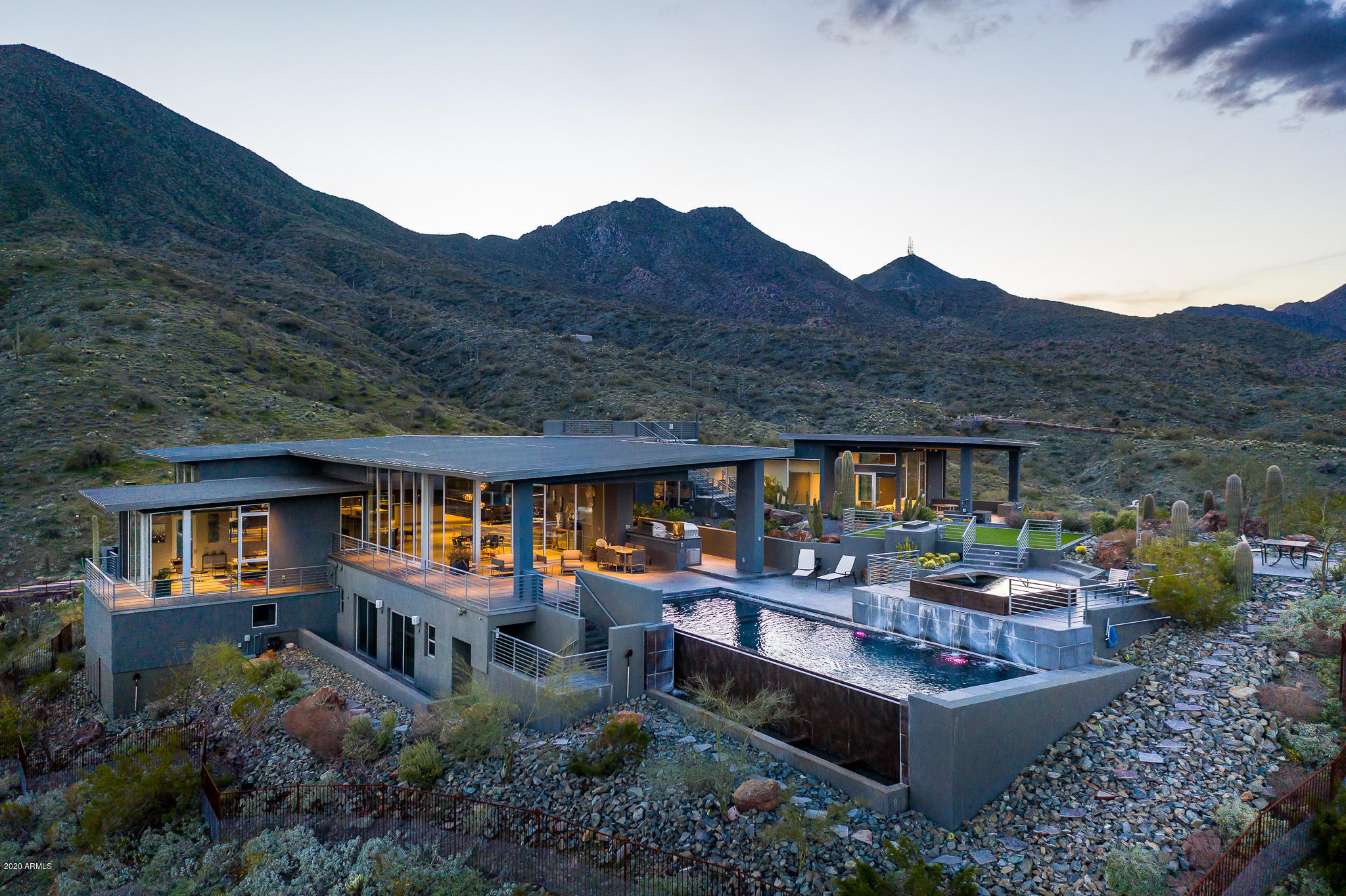 EAGLES NEST - Residential