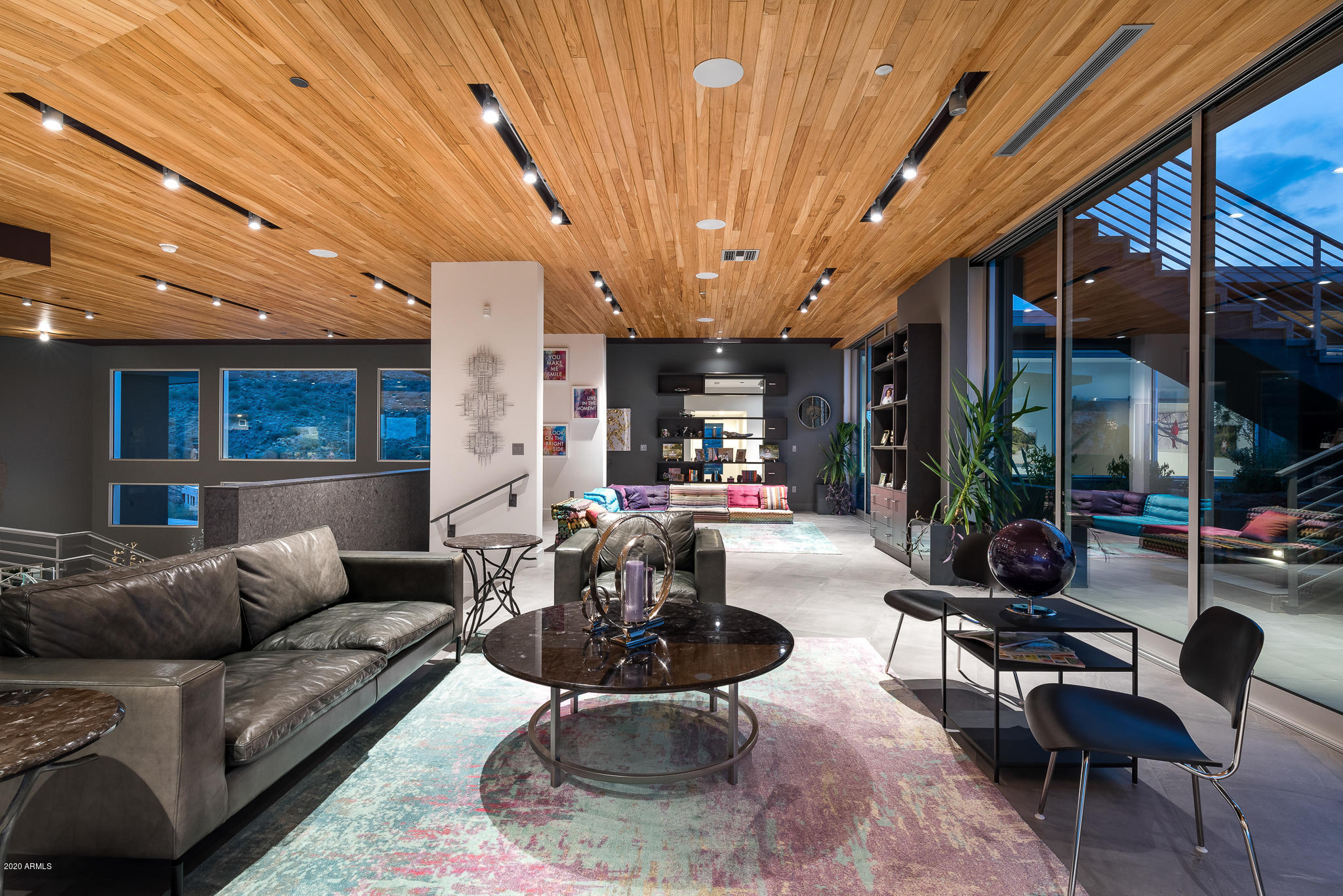 EAGLES NEST - Residential