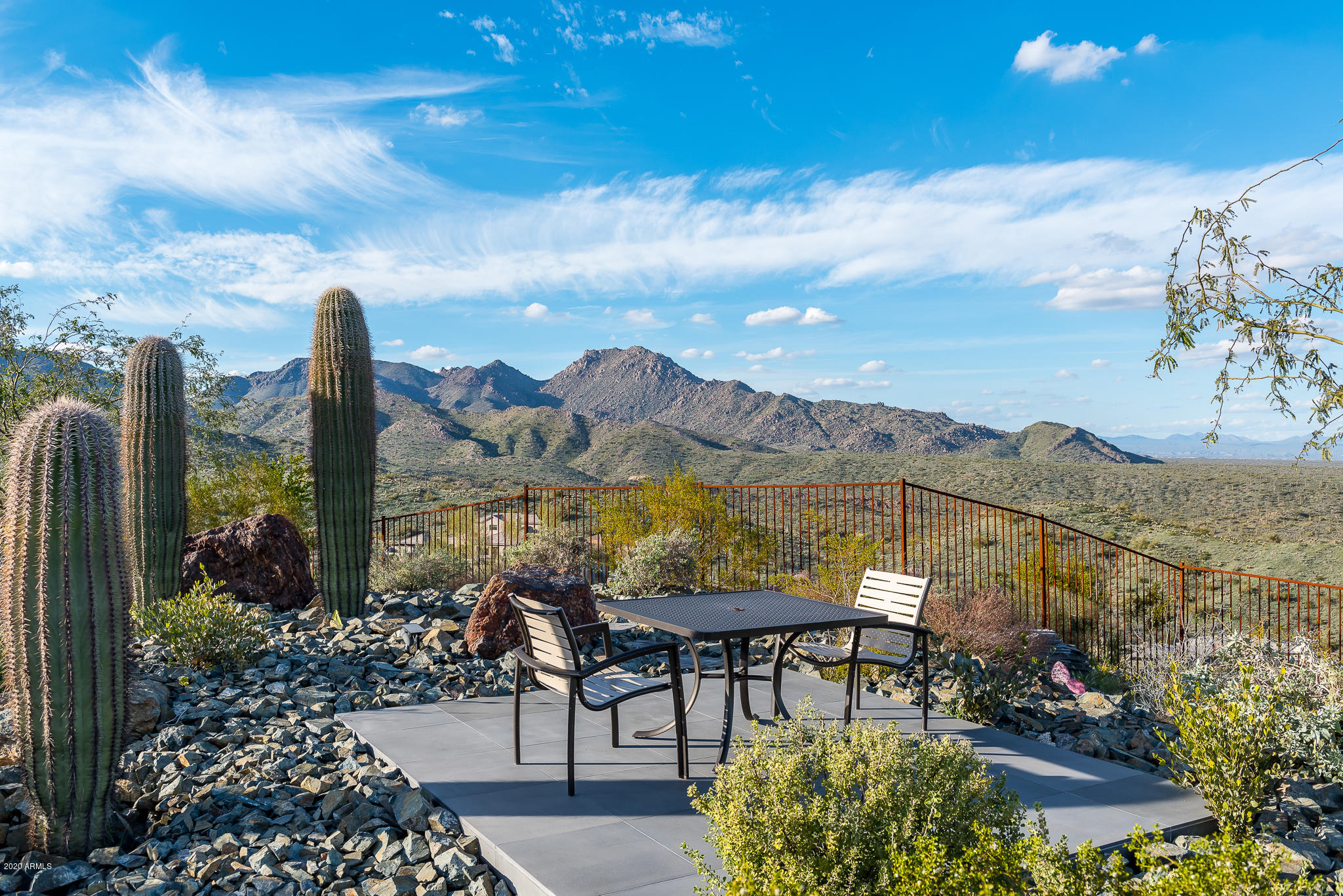EAGLES NEST - Residential