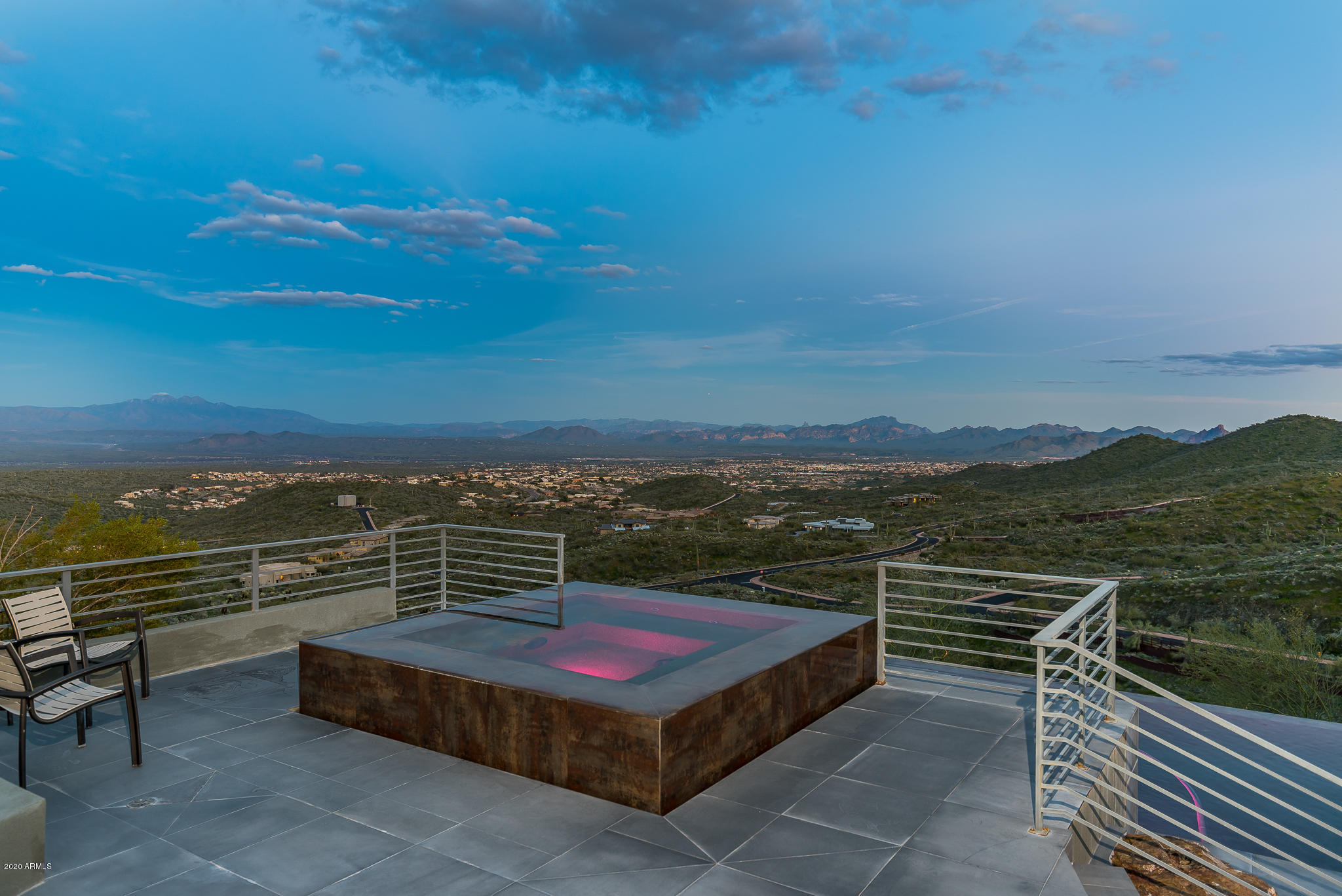 EAGLES NEST - Residential