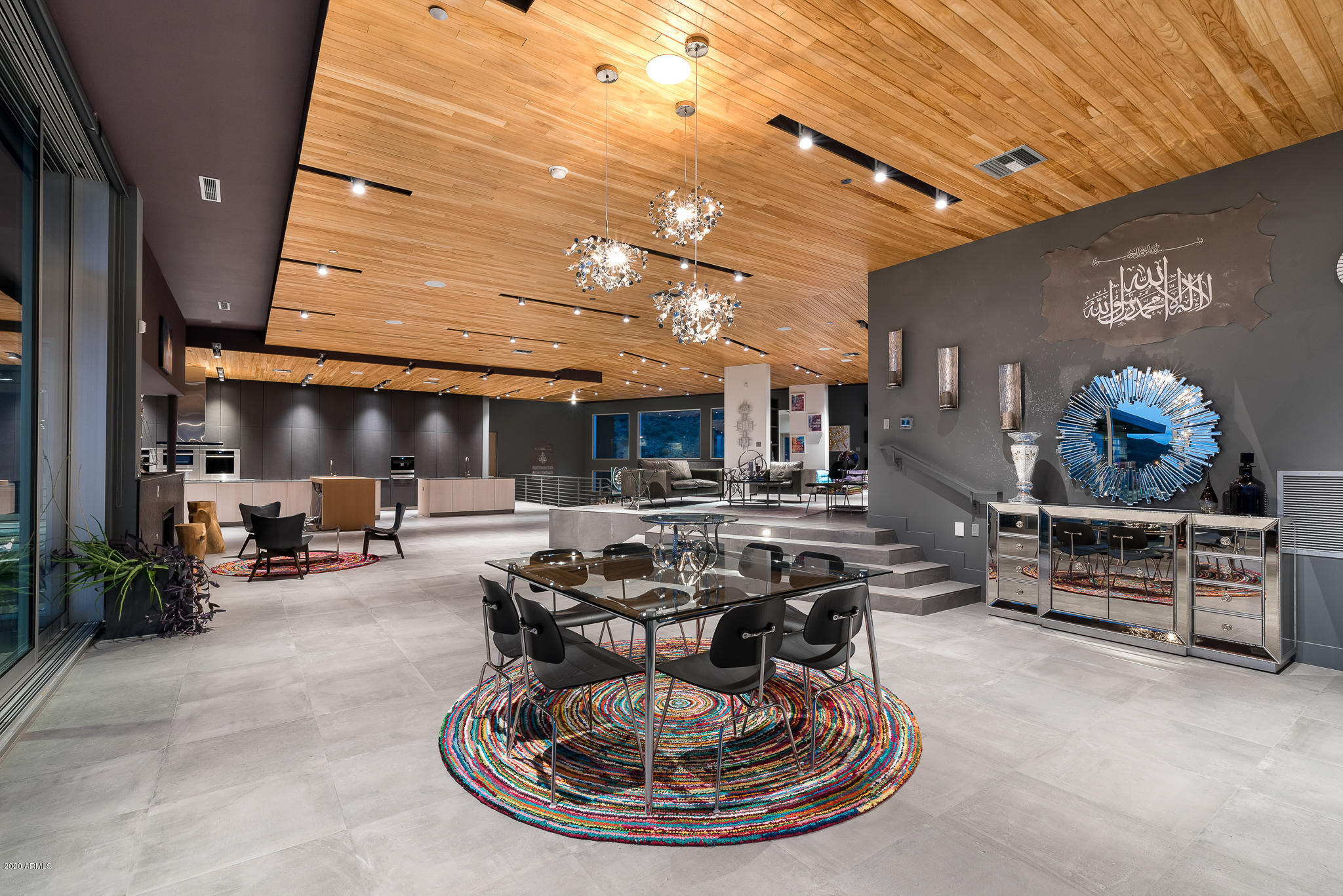 EAGLES NEST - Residential