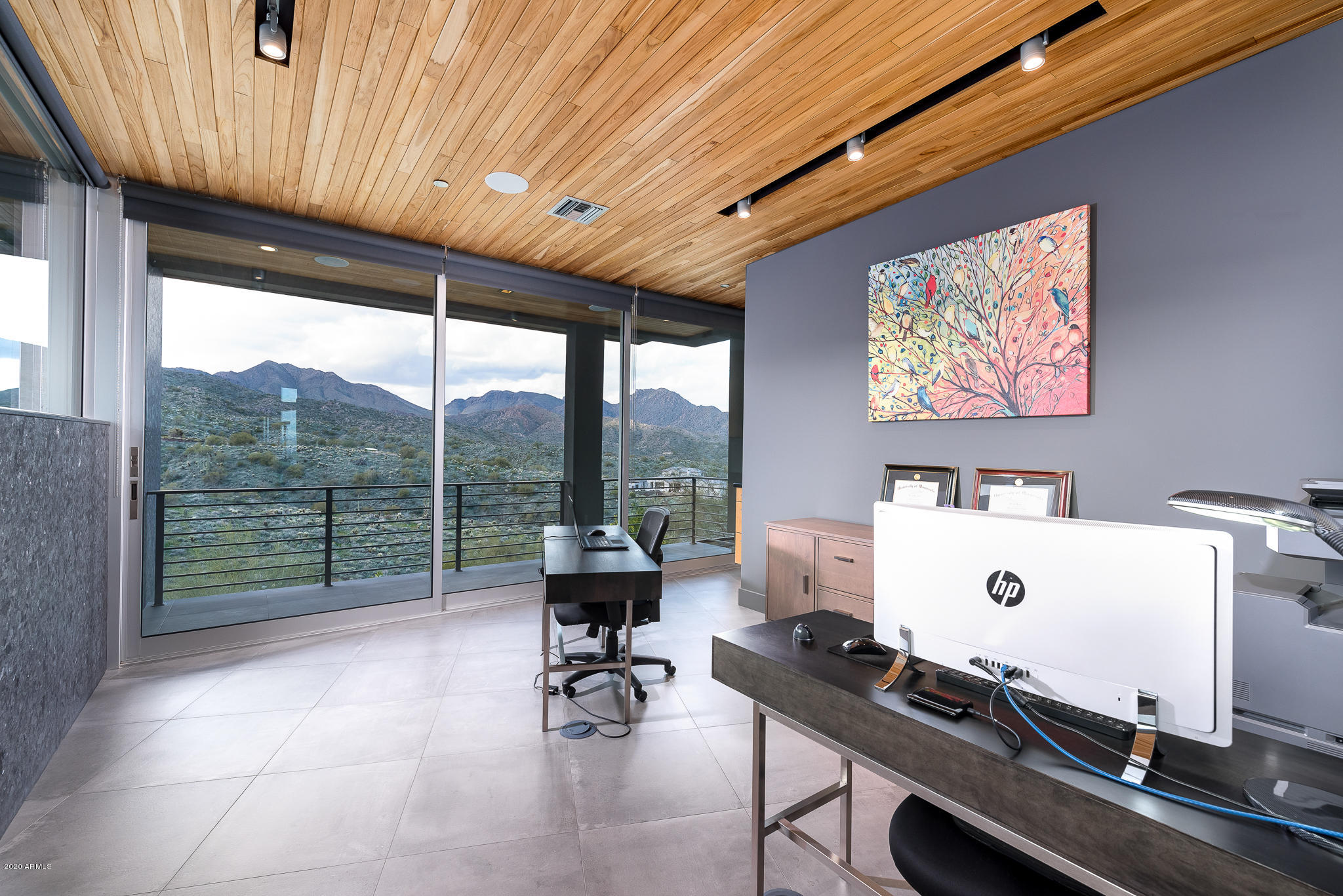 EAGLES NEST - Residential