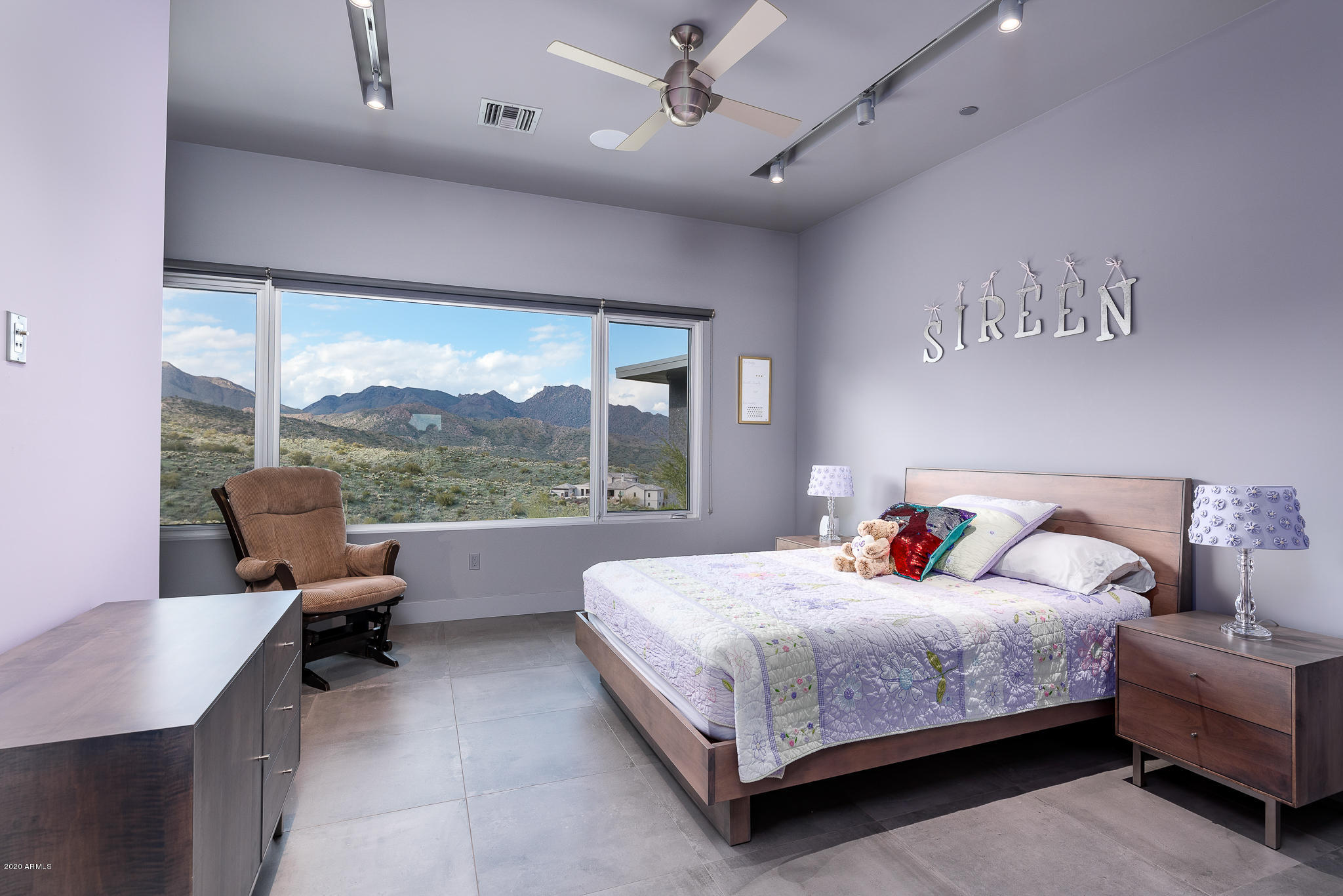 EAGLES NEST - Residential