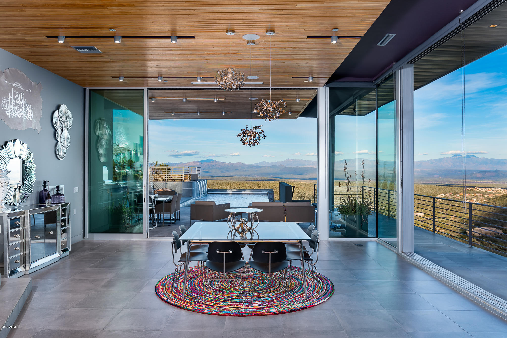 EAGLES NEST - Residential